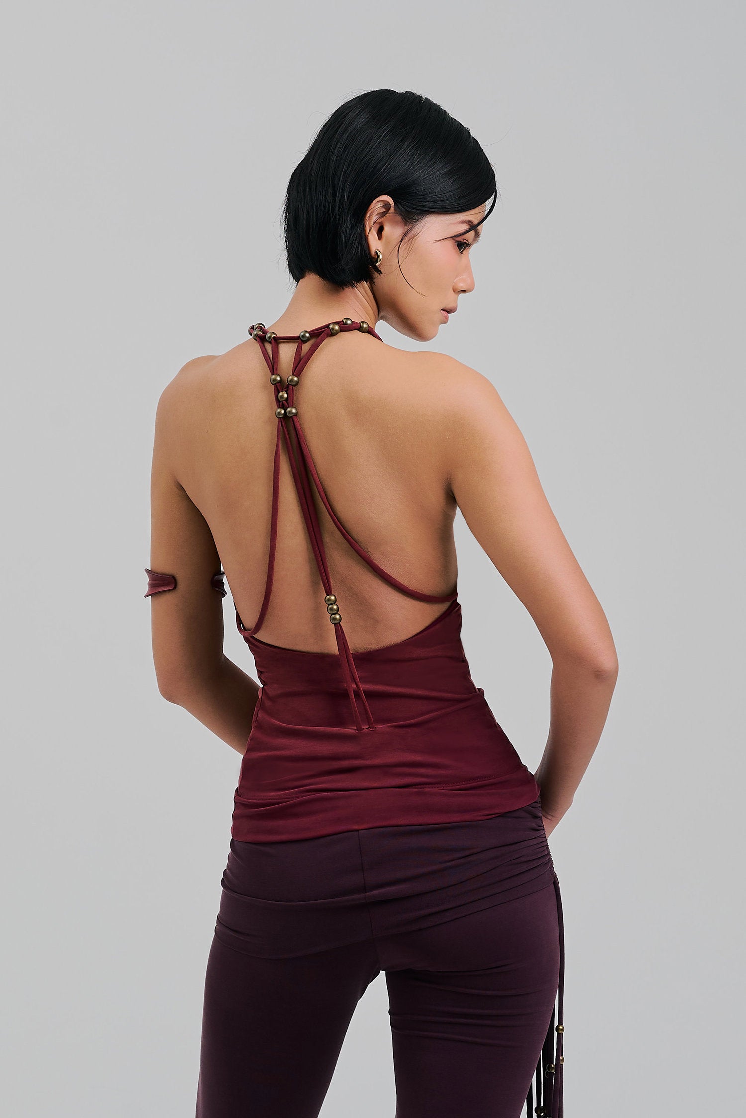 AMULET TOP MAROON