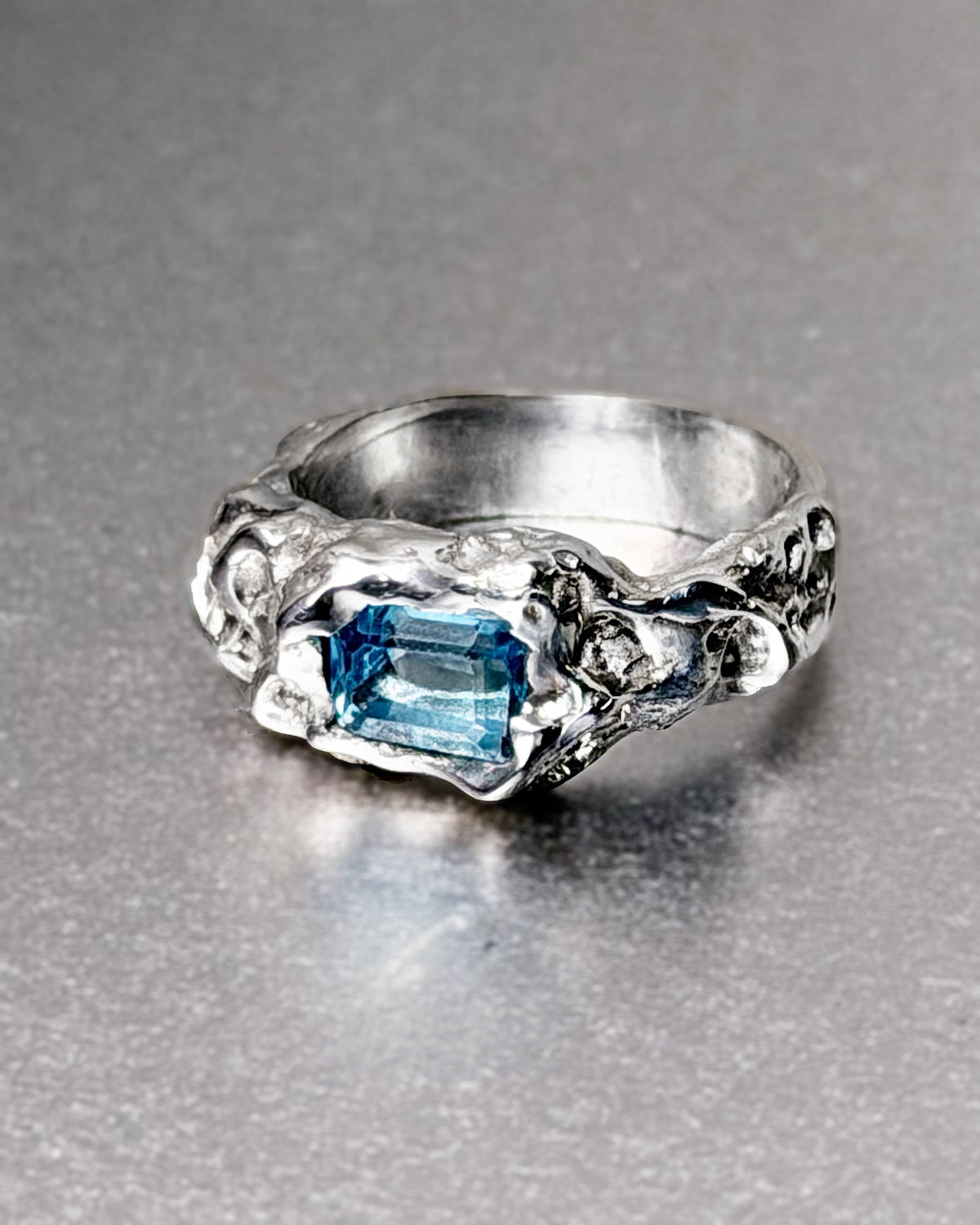 Piedra Ring (Blue)