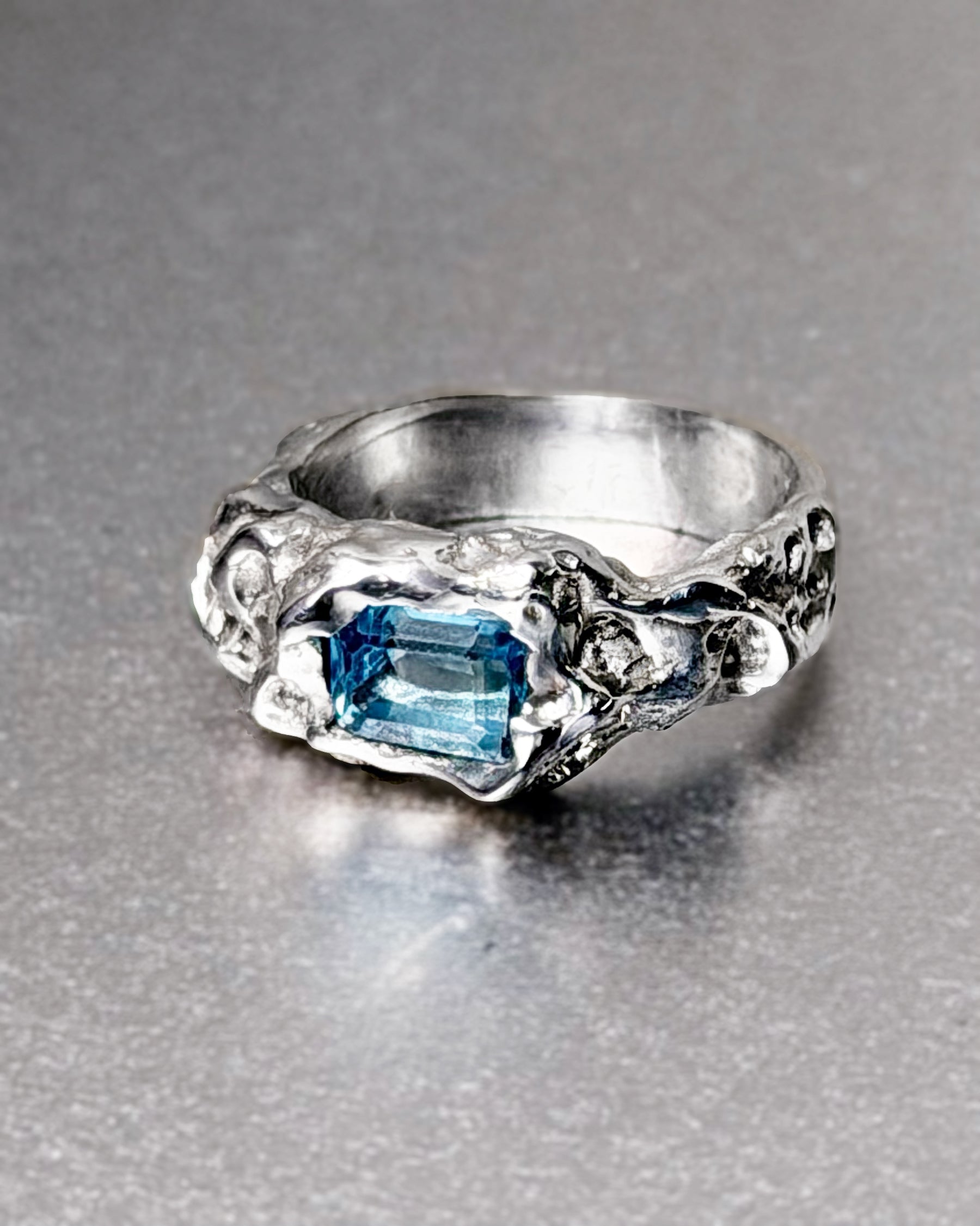 Piedra Ring (Blue)