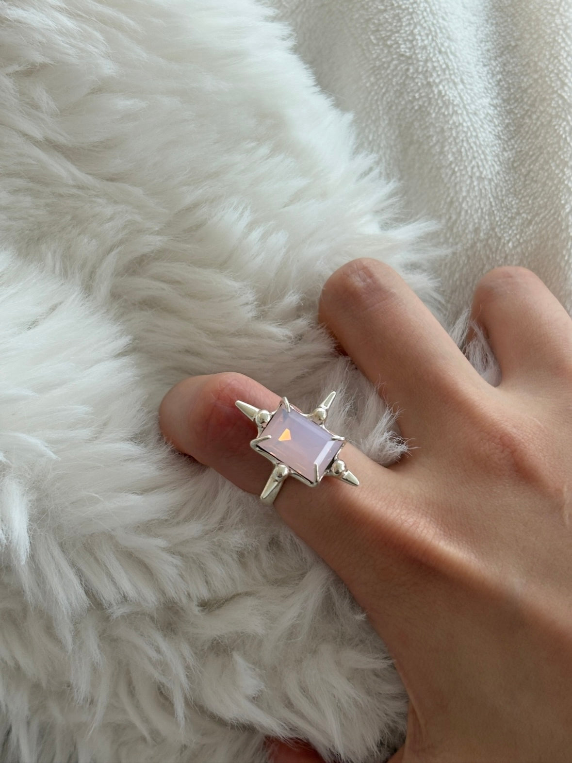 Milky Pink Astroid Ring S925
