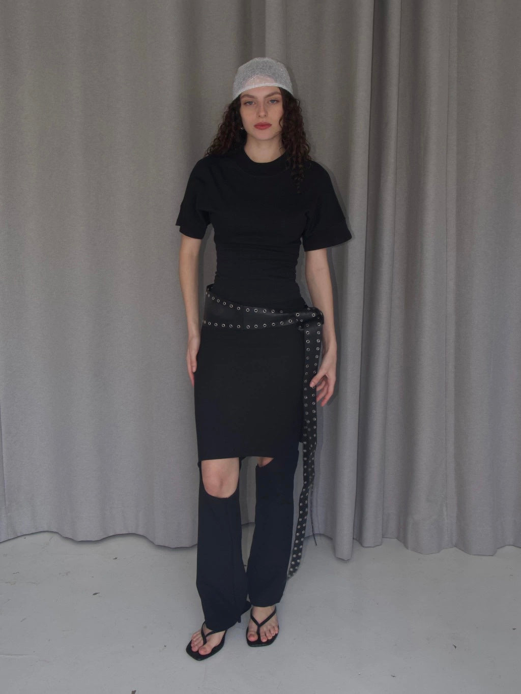 FITTED ZIP T-SHIRT - BLACK, WHITE