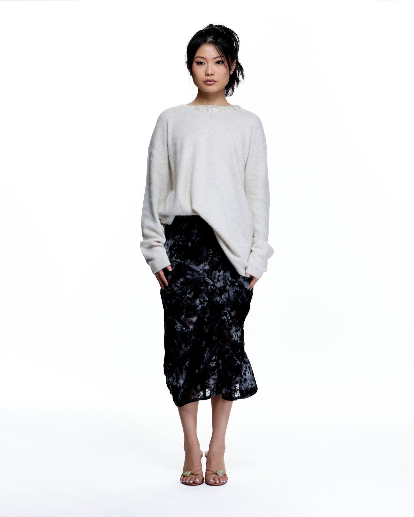 FINE LINEN SHORT SLEEVE U NECK SWEATER_SAND