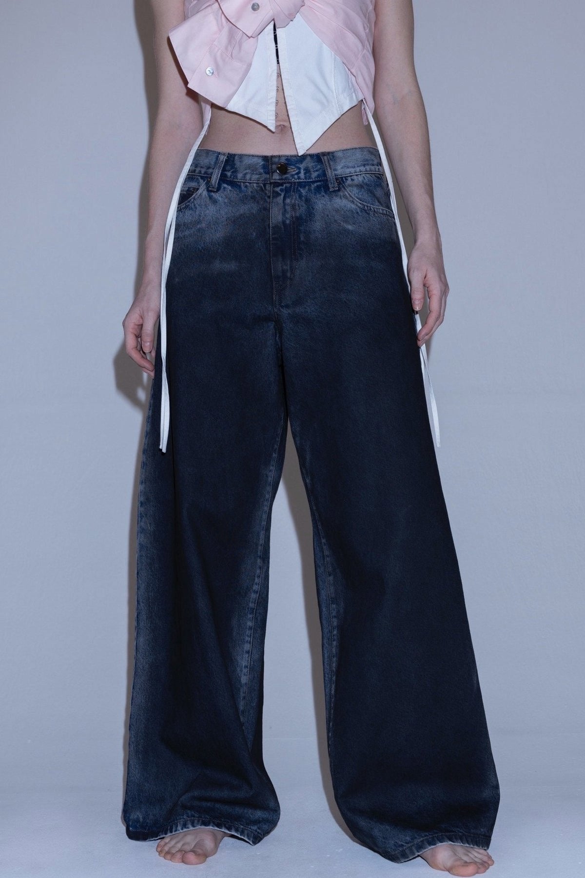 Angle denim pants