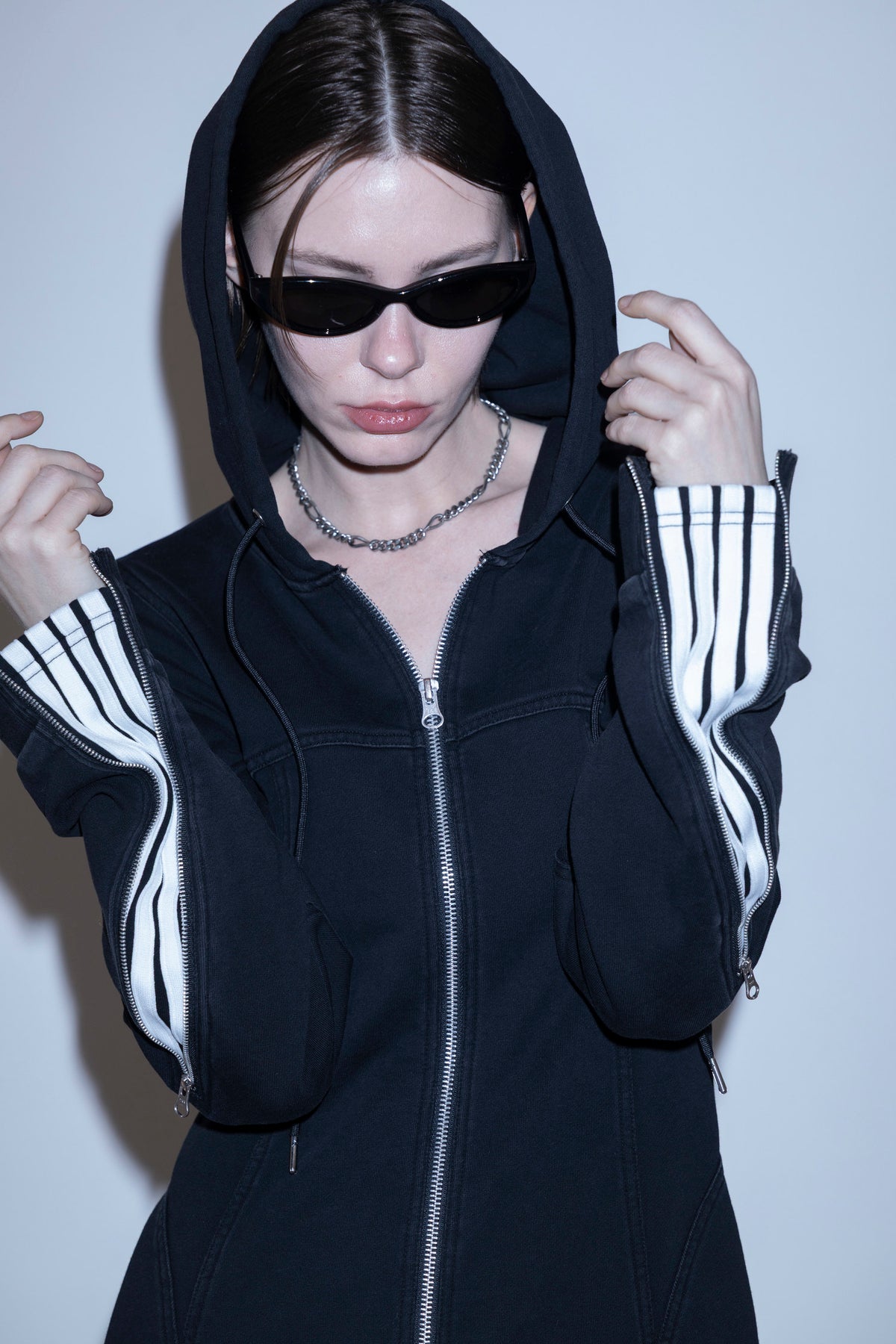Line sweat dress