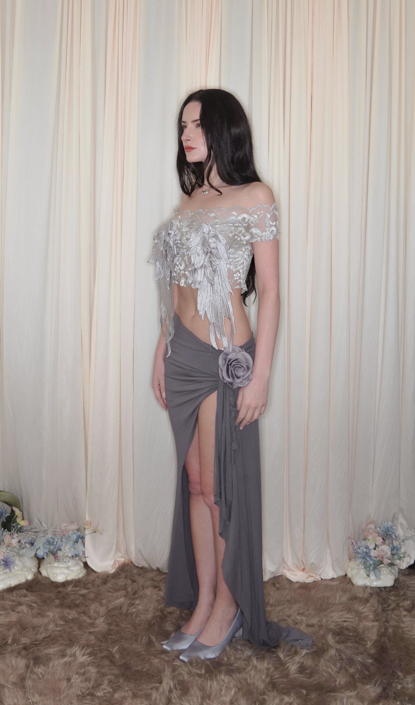 AETHER FEATHER LACE TOP