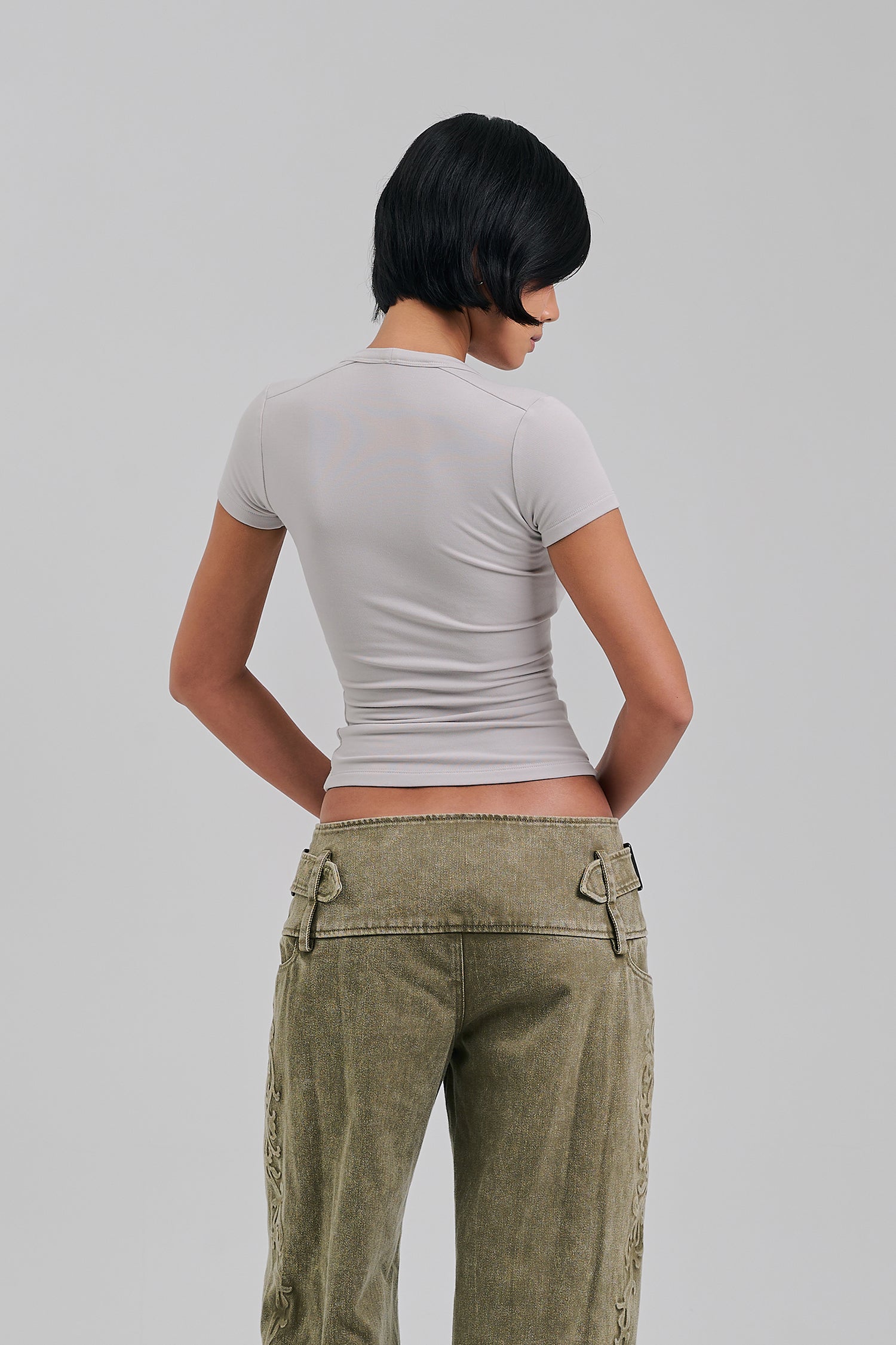 CLOVE TEE SLATE