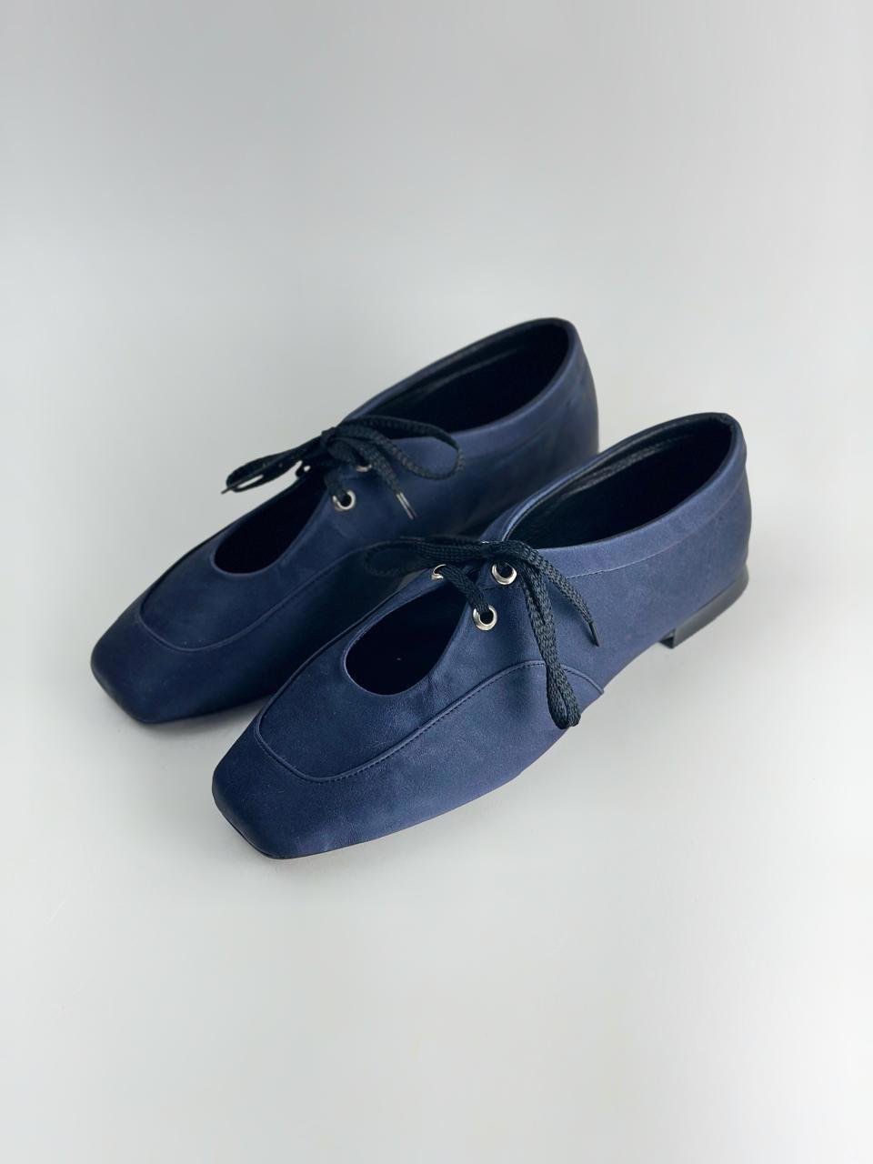 CR2 Blue