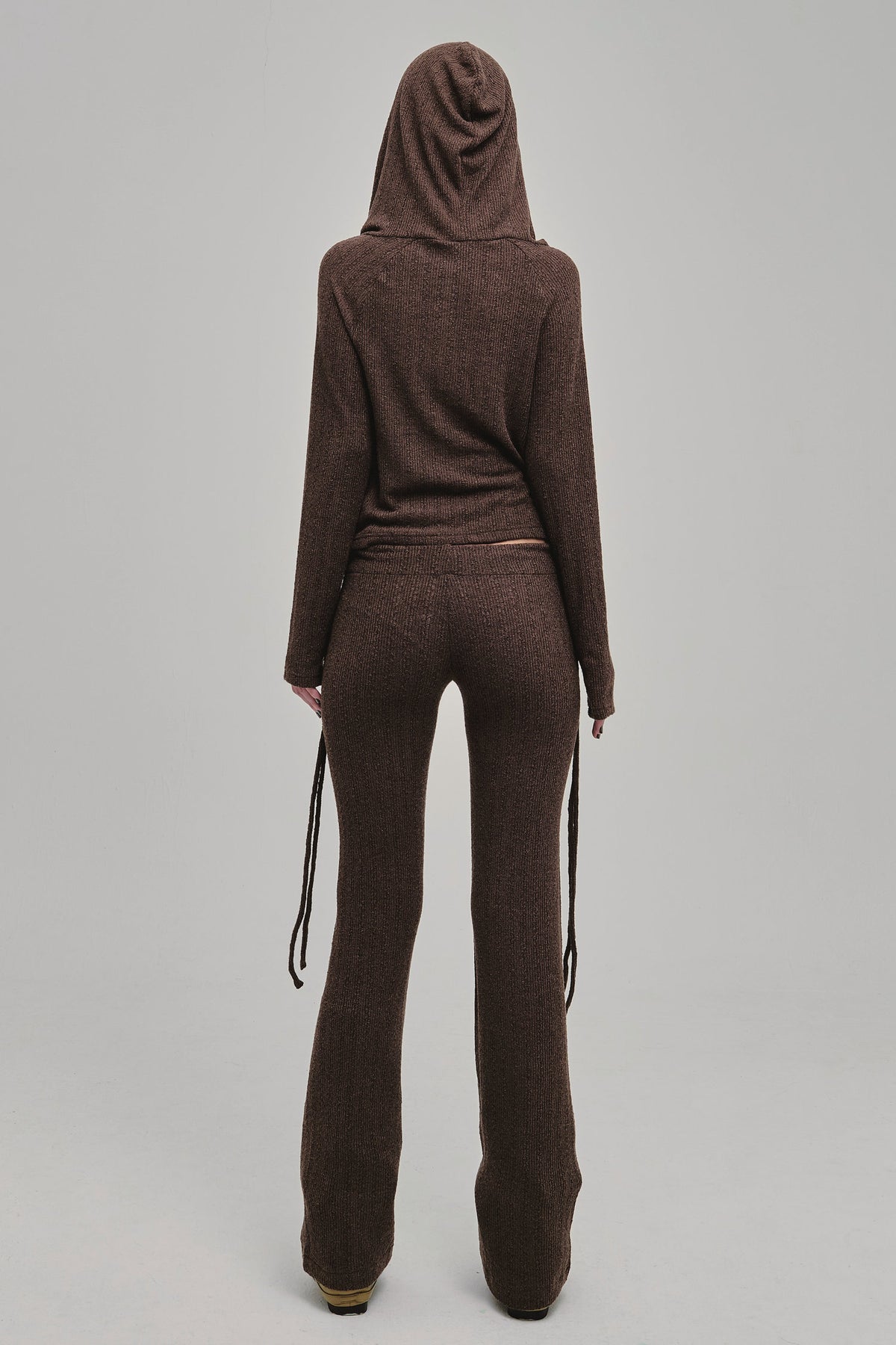 DAZED KNIT HOODIE BROWN