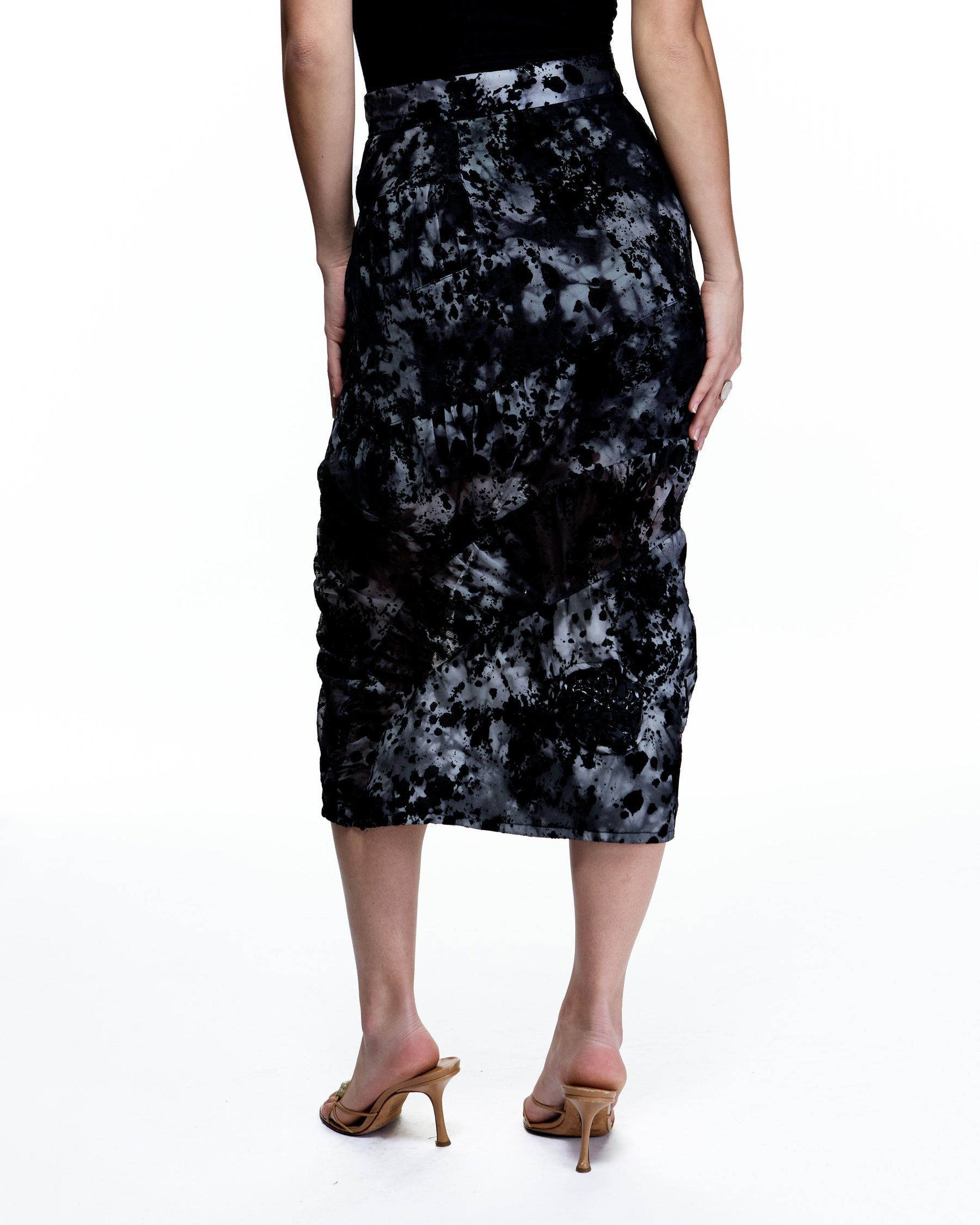 BURN OUT MESH PRINT TWISTED SKIRT