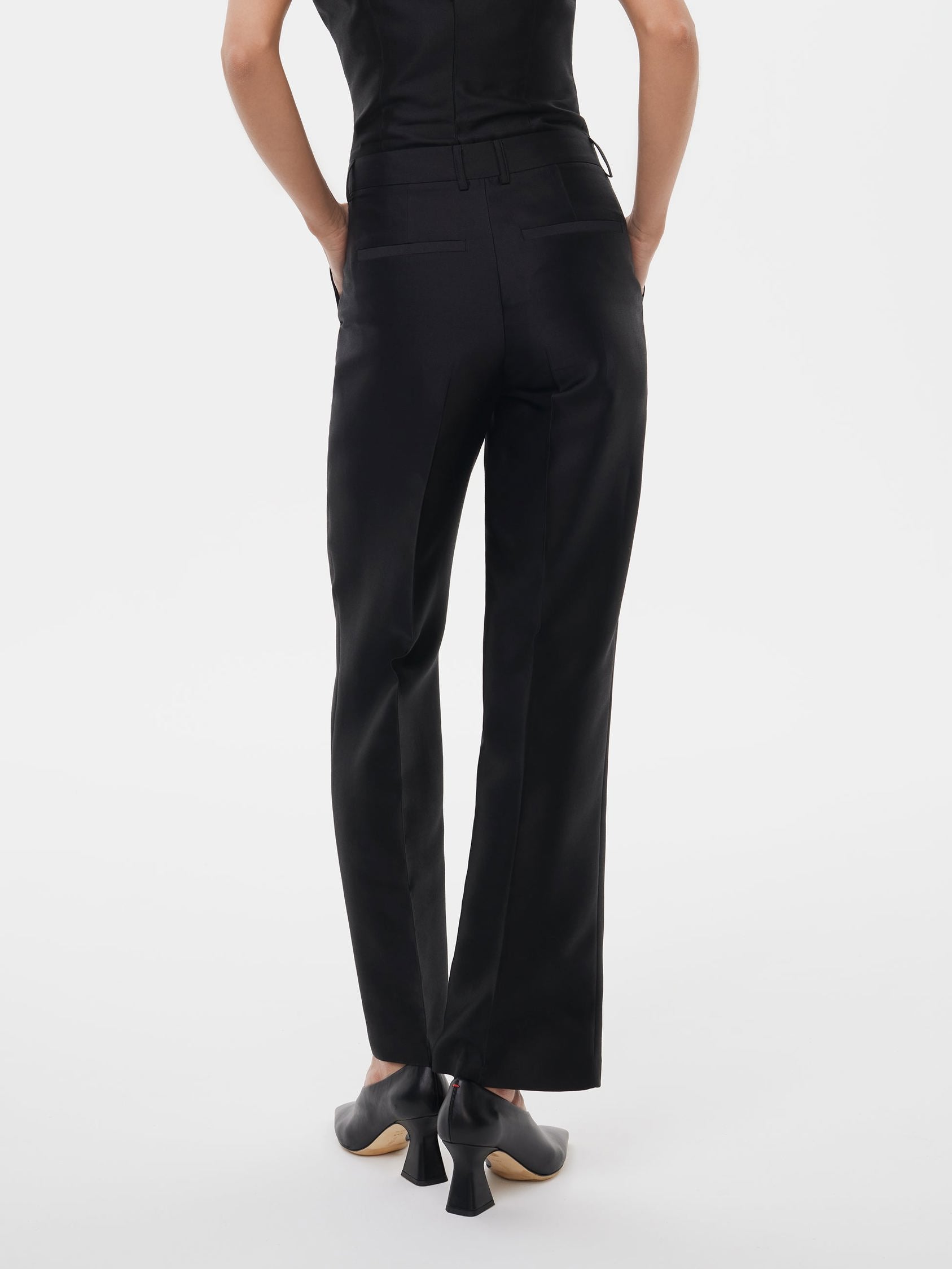 The Botanist’s Trousers in Black