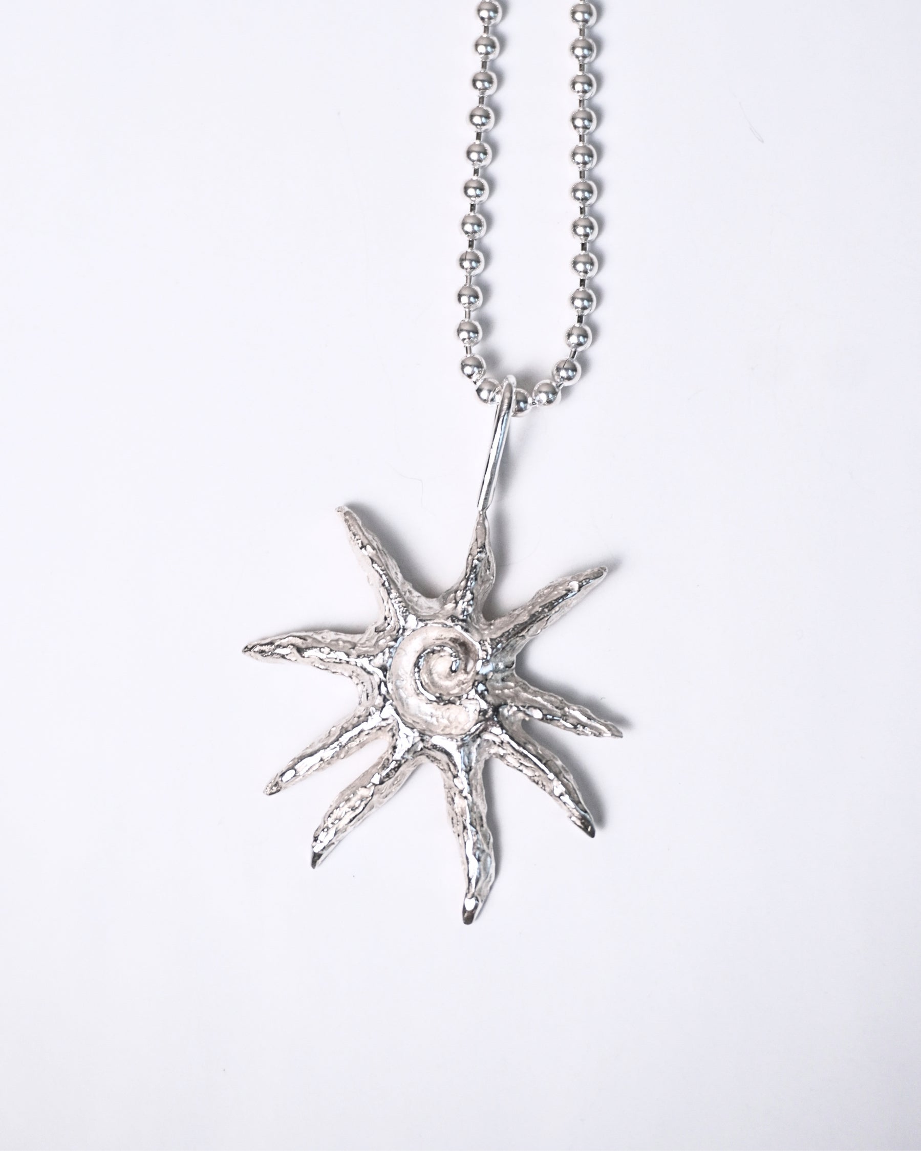 Concha Necklace