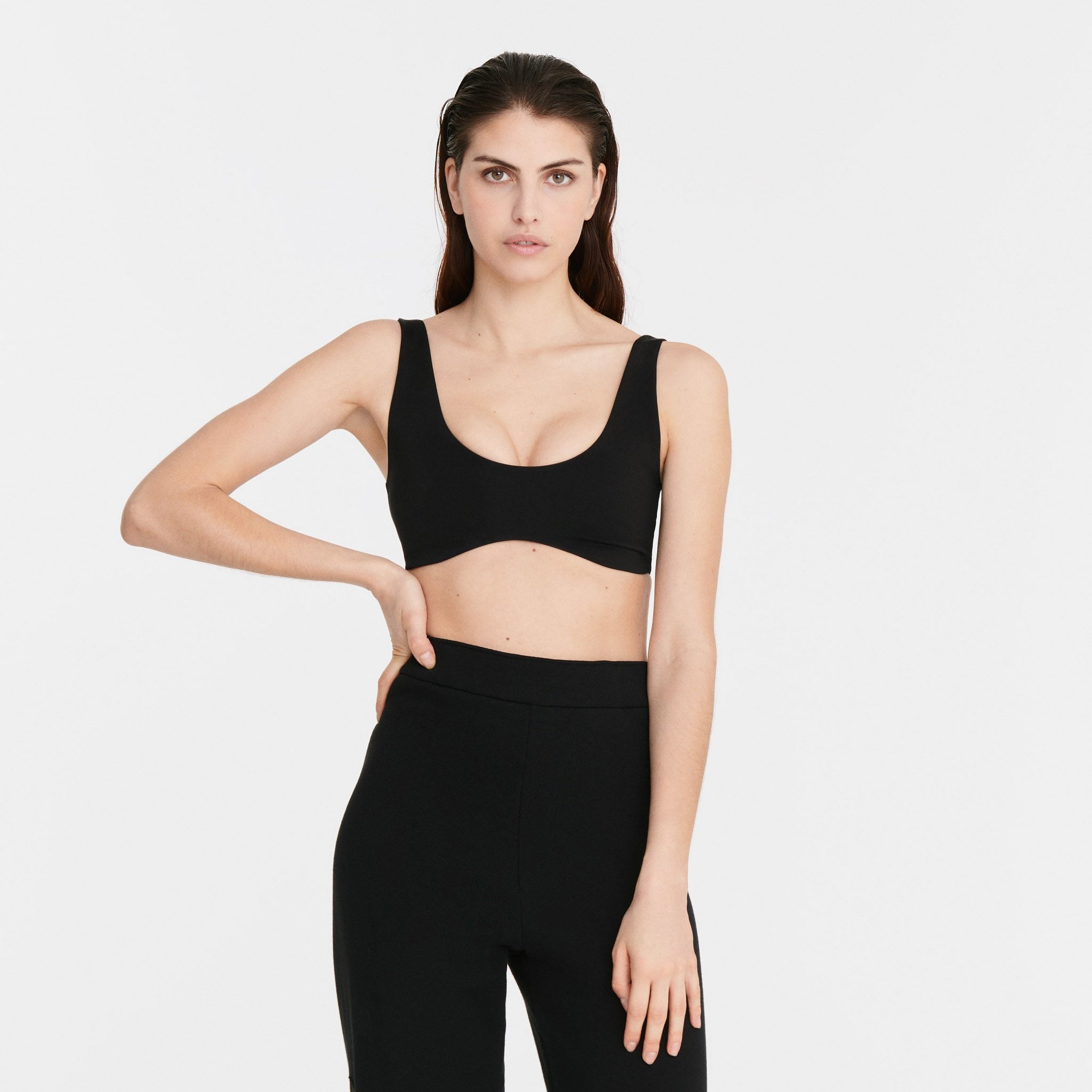 La Brassiere in Black