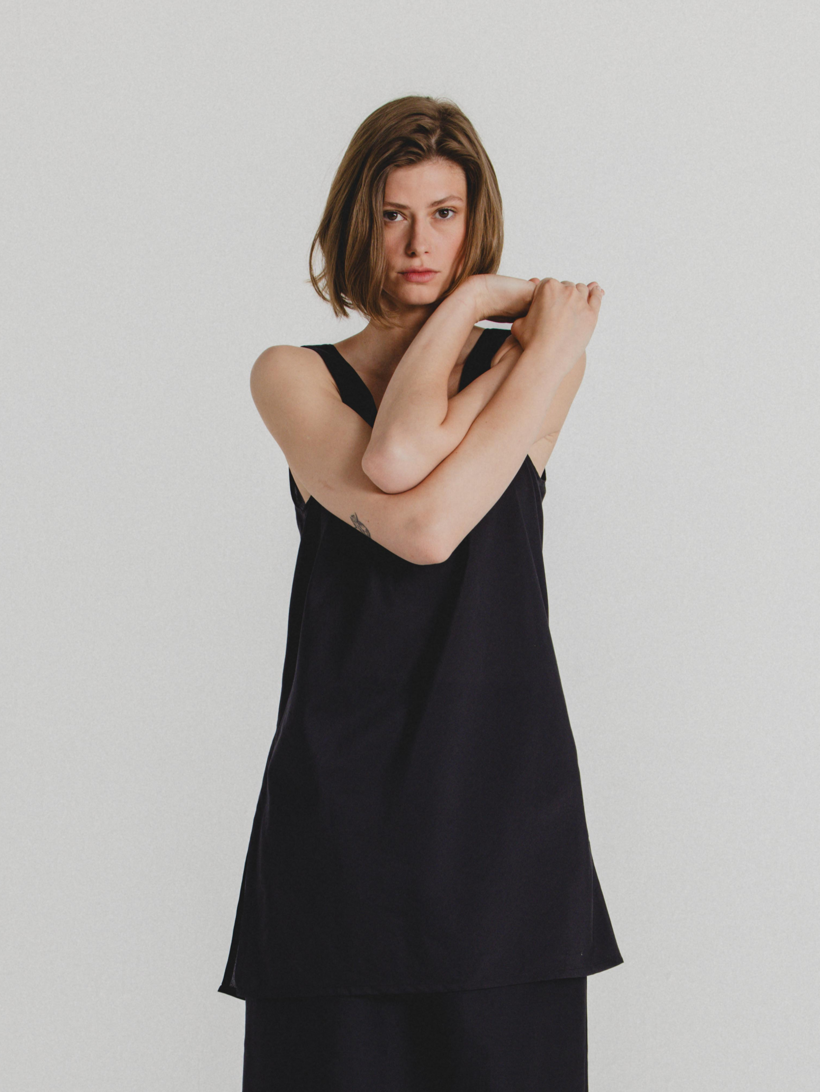 Silk-Cotton Tank in Black