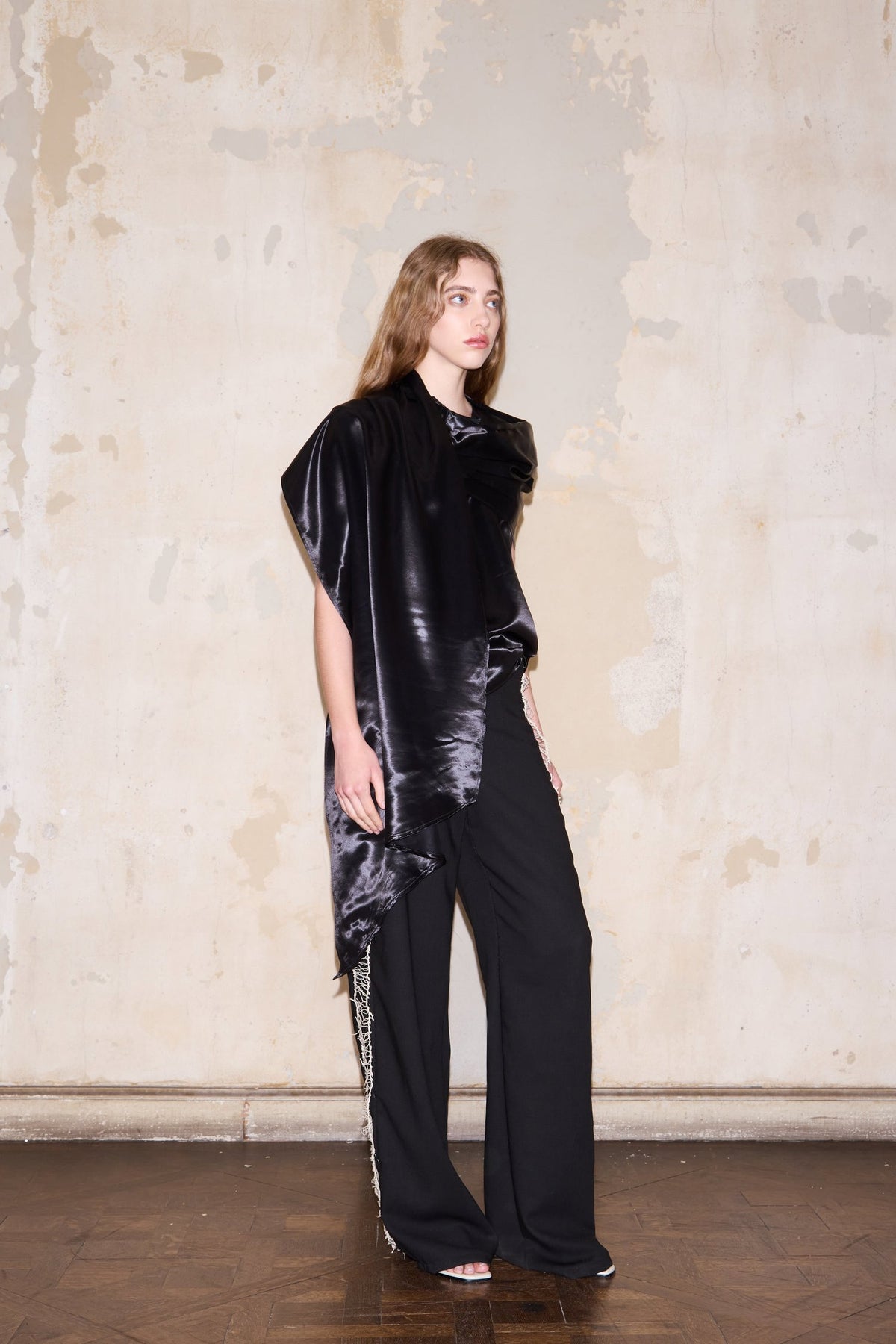 CERRITO BLOUSE BLACK SATIN