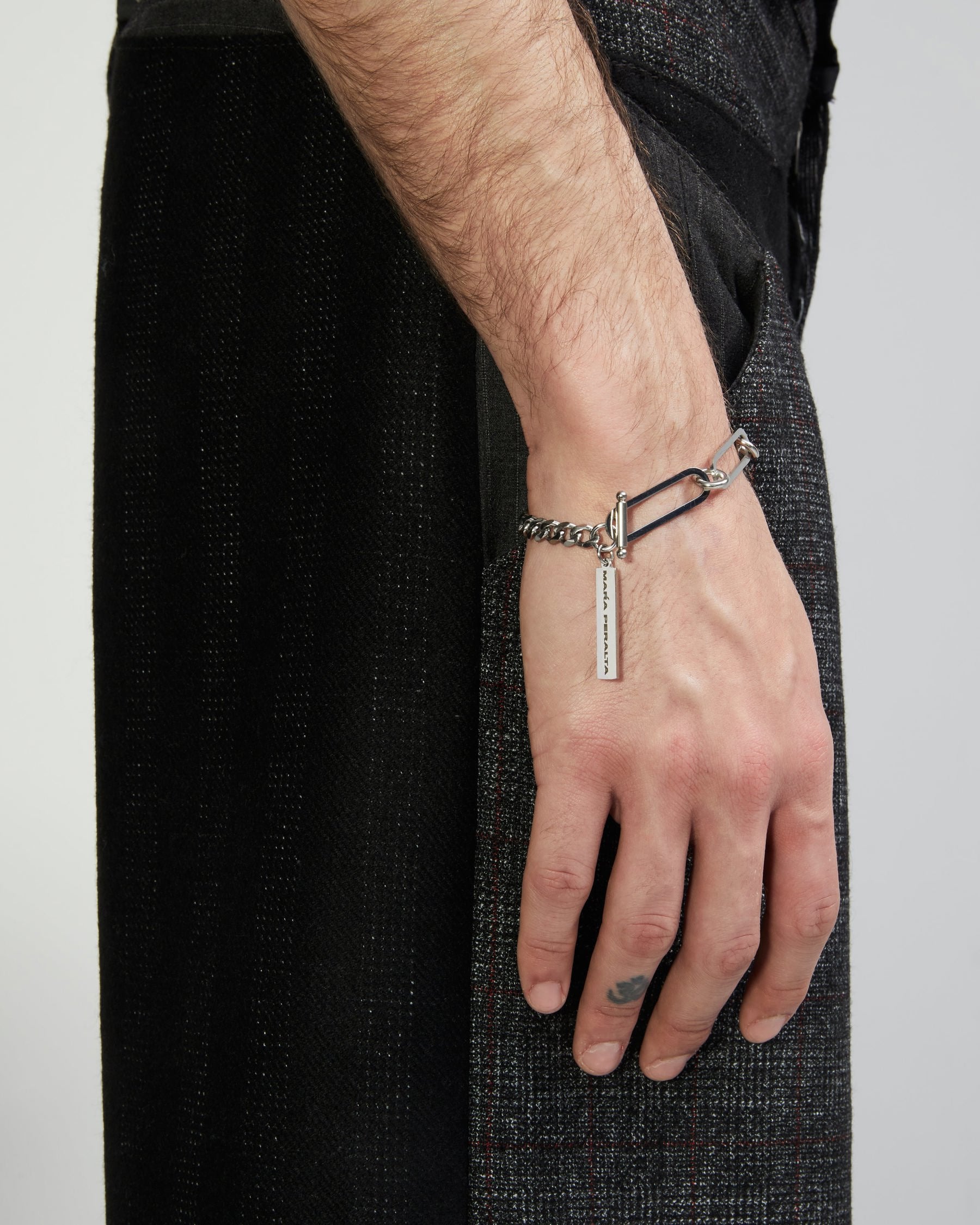 Curb Chain T-Bone Bracelet