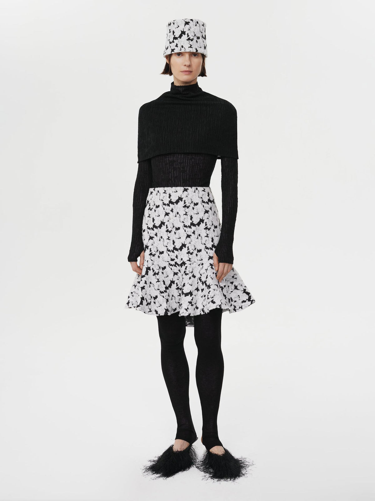 Pelerine Top in Black