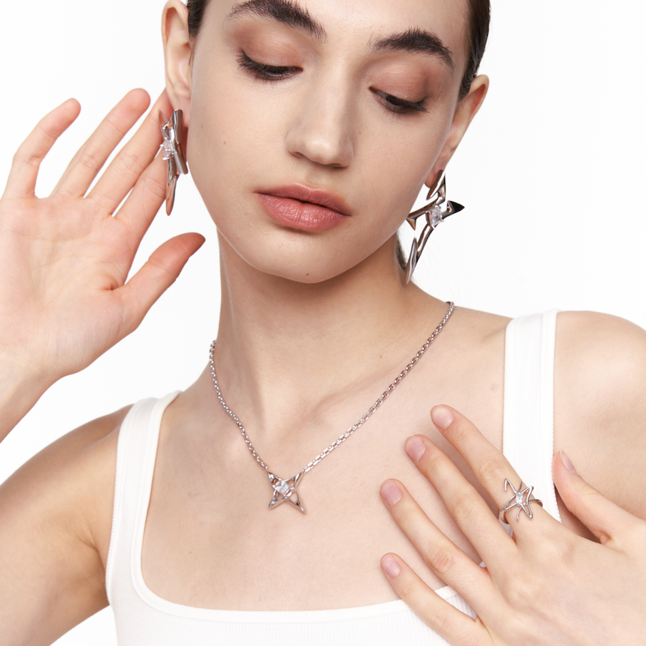 Trailblazer|Natural Clear Quartz Earrings