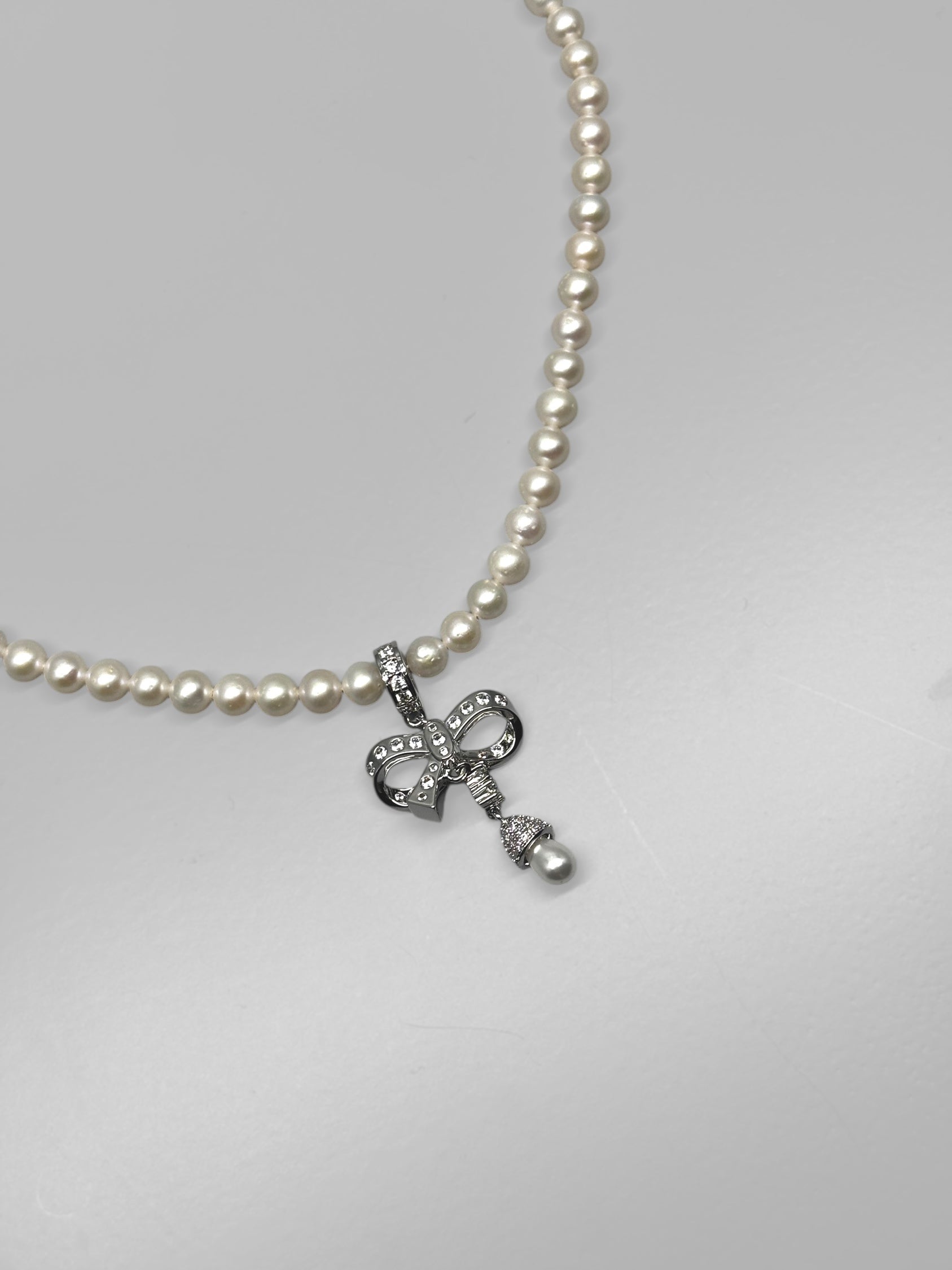 ORO PEARL NECKLACE