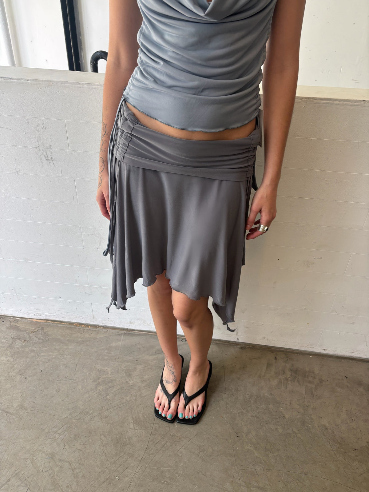 GREY RUCHED SKIRT