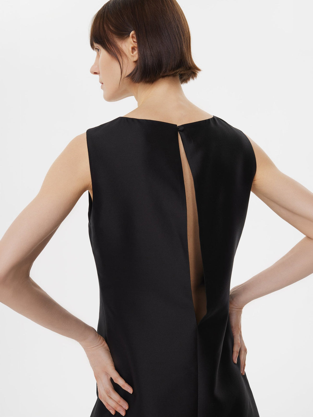 Shell Dress in Black