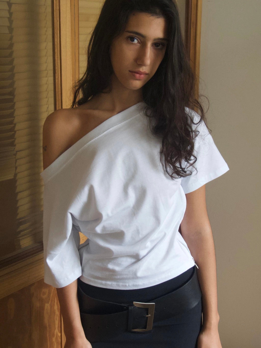 TWO ZIPS SUMMER T-SHIRT (SHORT SLEEVE) - BLACK, WHITE