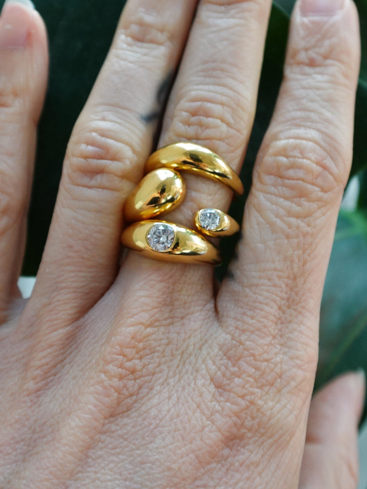 Abrazo Diamond Ring