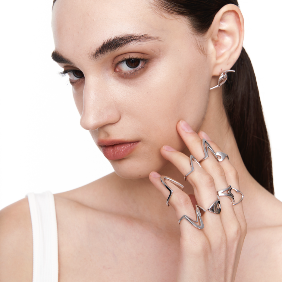 001|V-Shape Knuckle Ring