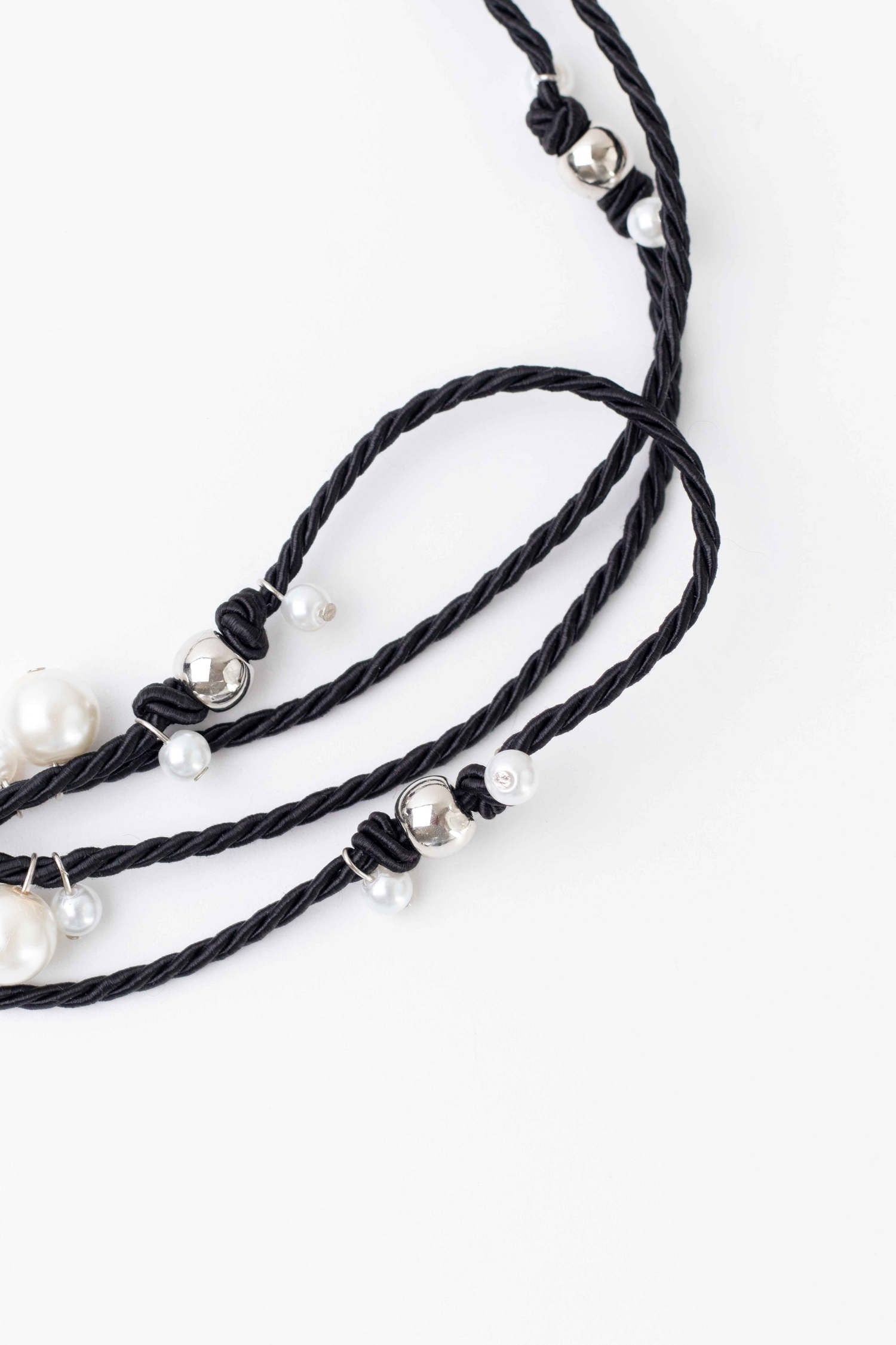 Wrap Pearls Necklace