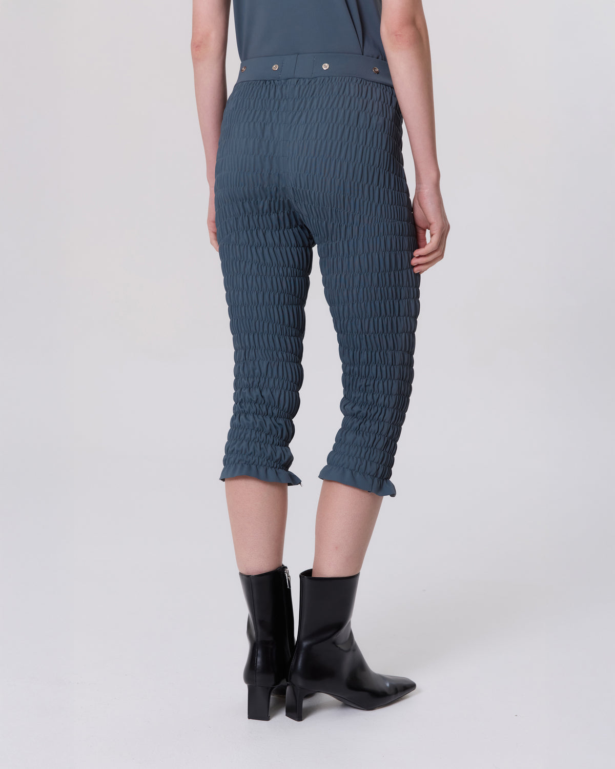 TORIO blue capri