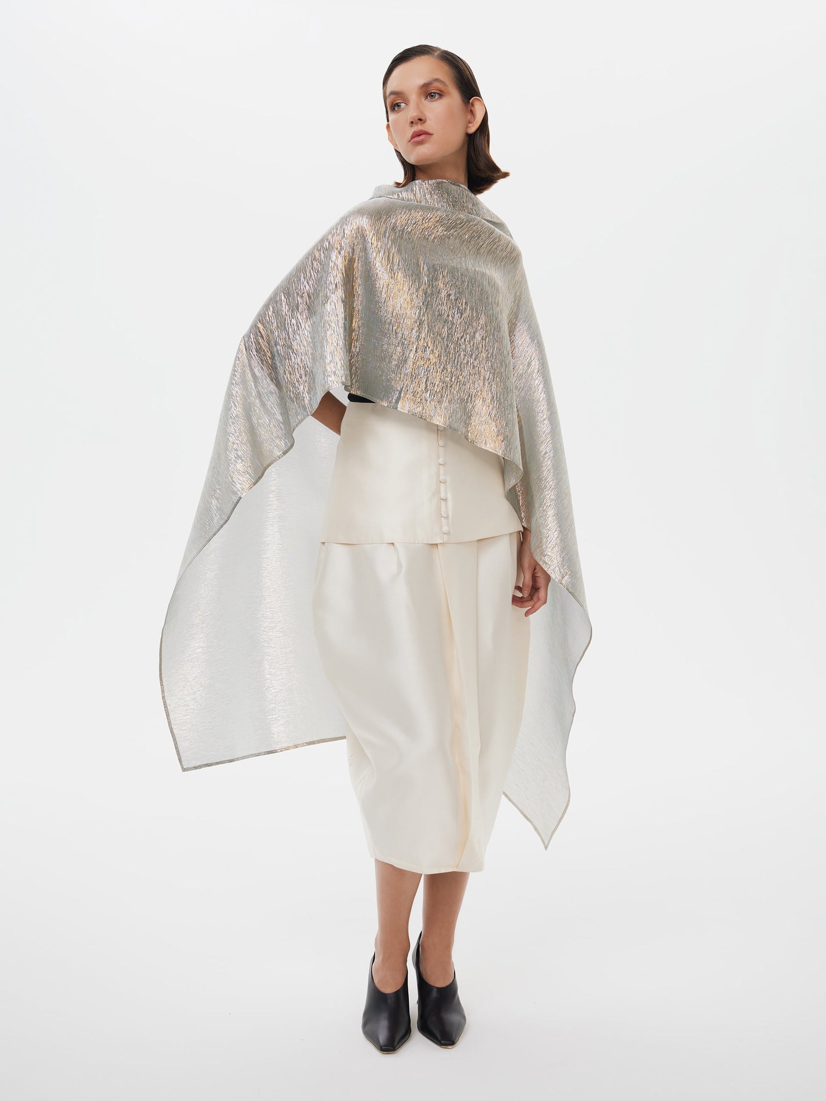 The Aurora Cape in Metalic