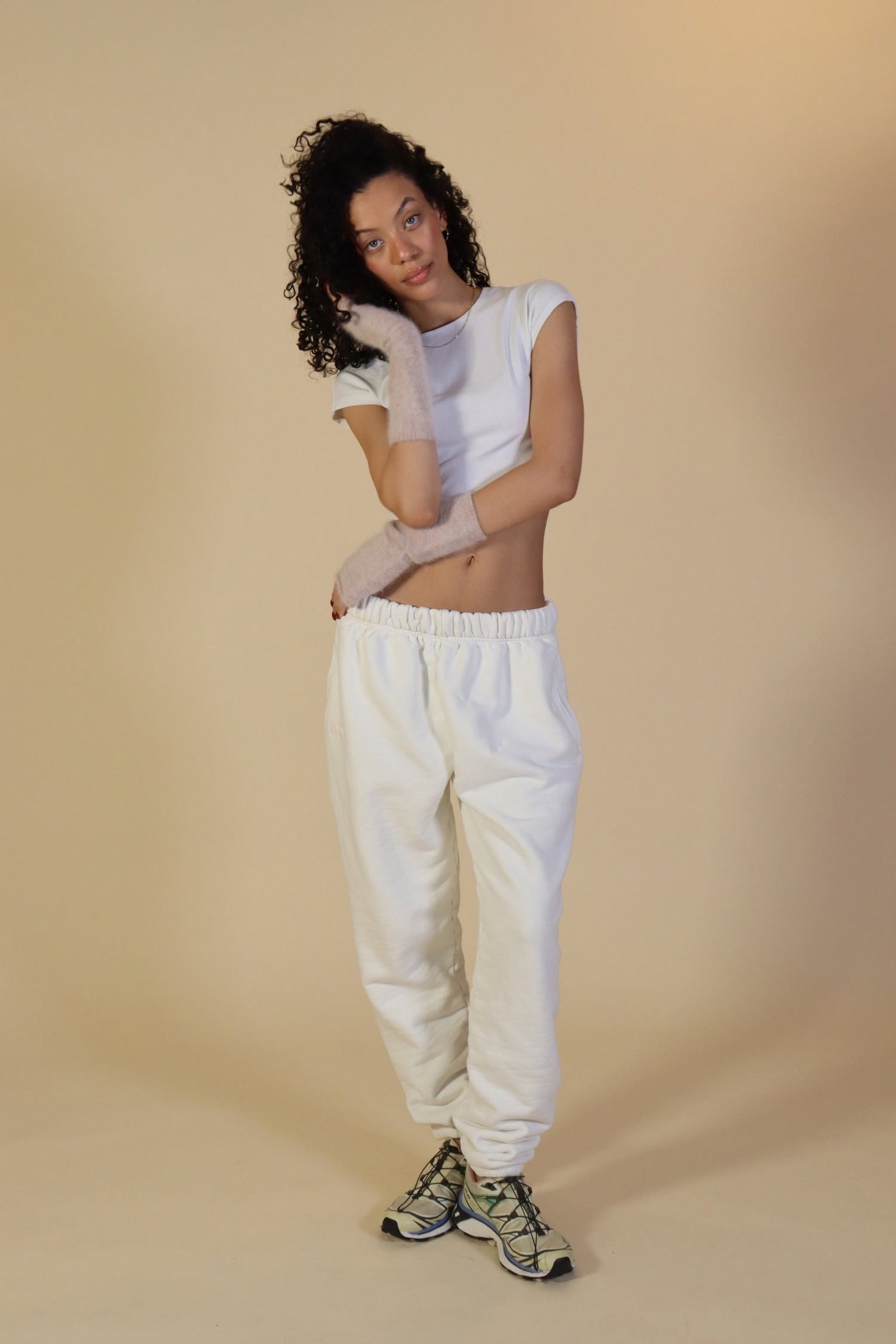 Haze Furry Fingerless Arm Warmer in Beige