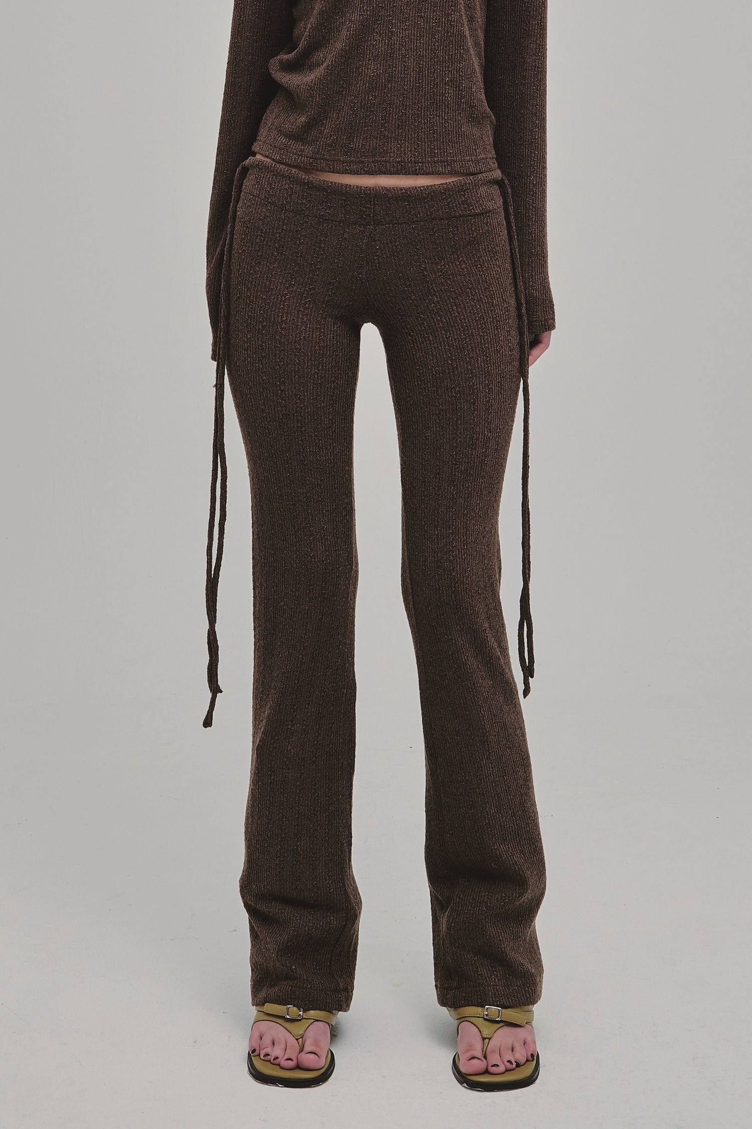 DAZED KNIT PANTS BROWN