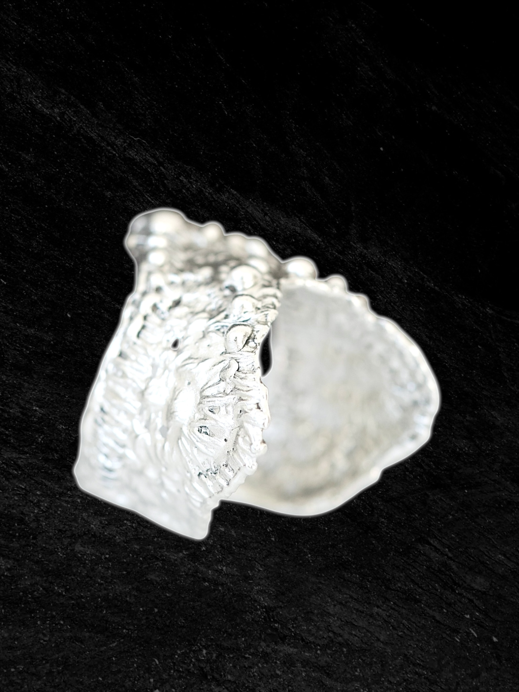 Veloura Chevron Ring