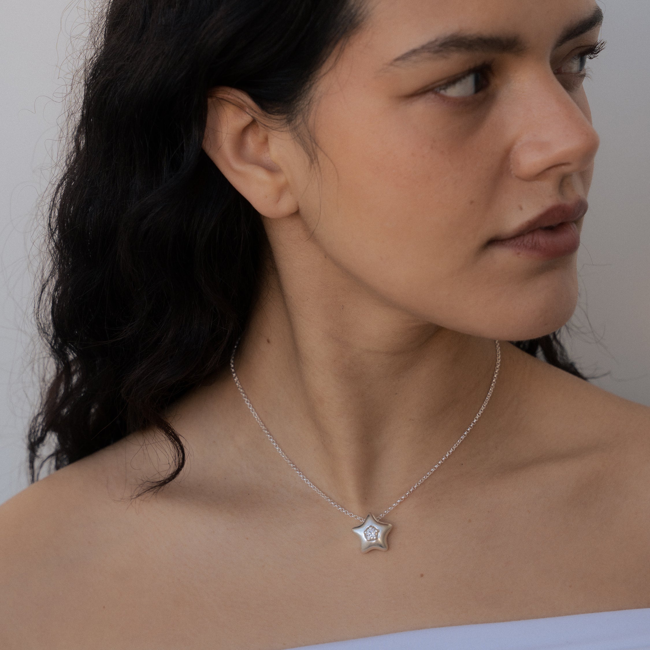 Star Pendant Chain Necklace