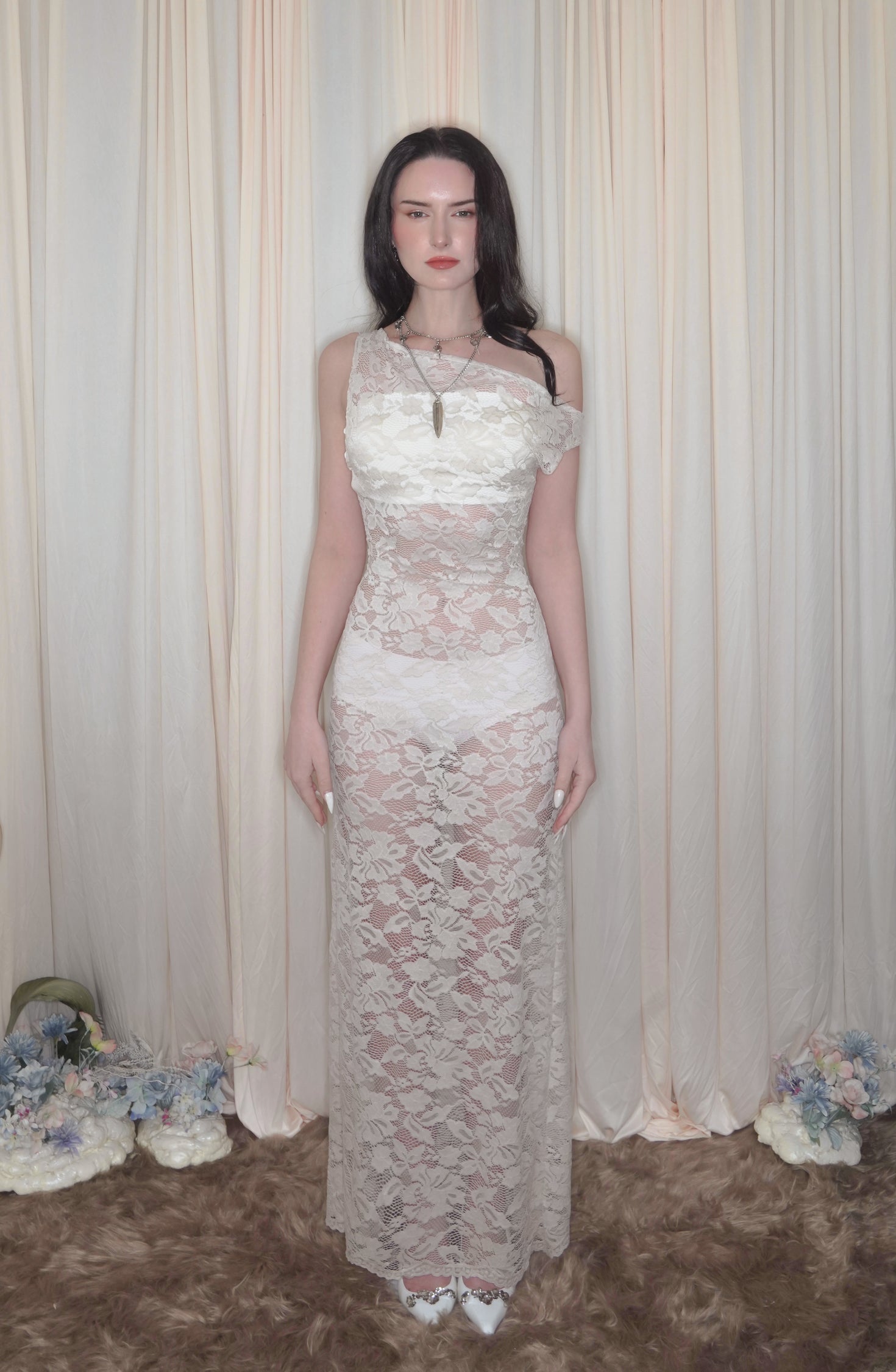 FIRST GARDEN LACE GOWN