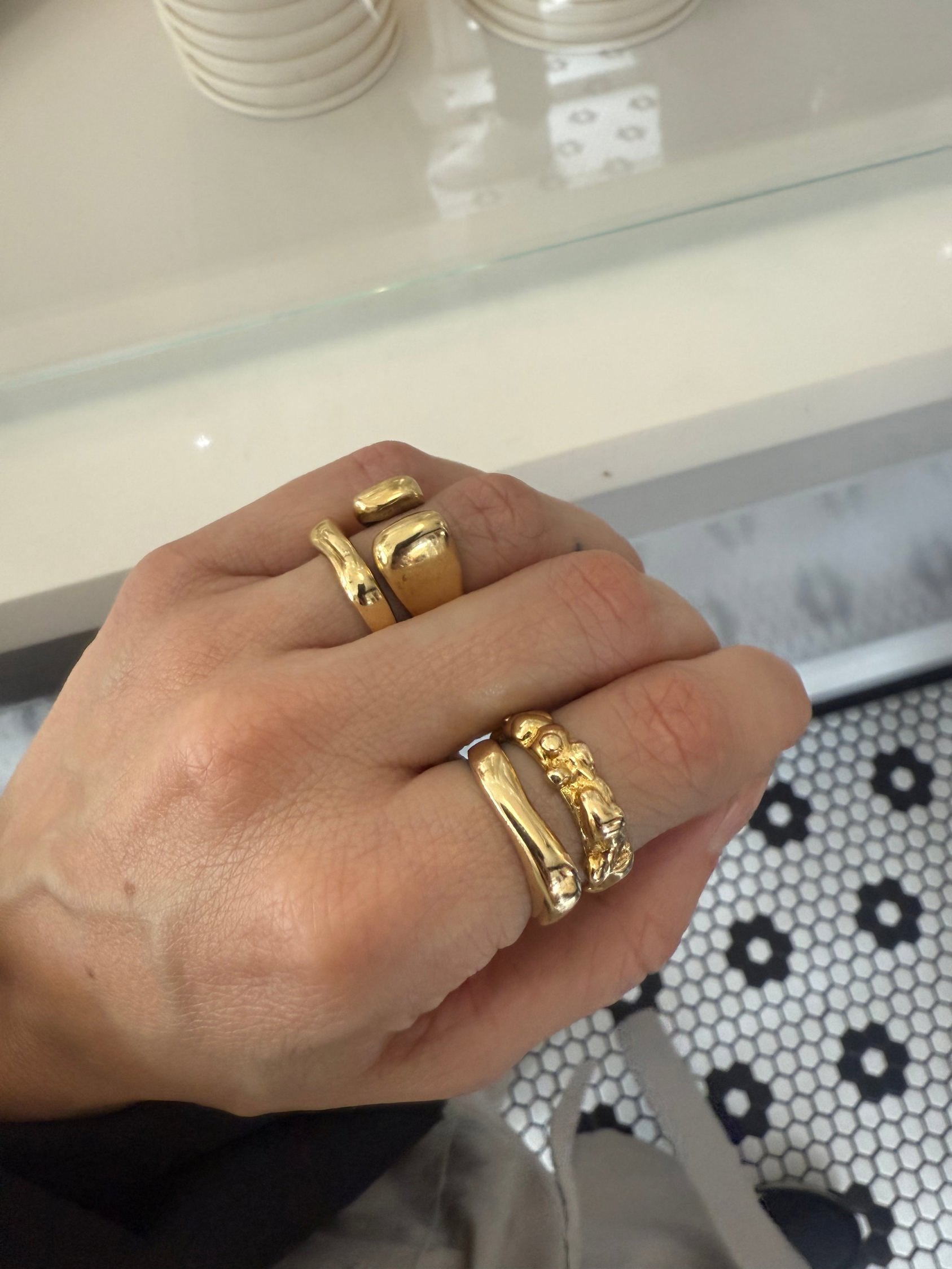 Roca Ring