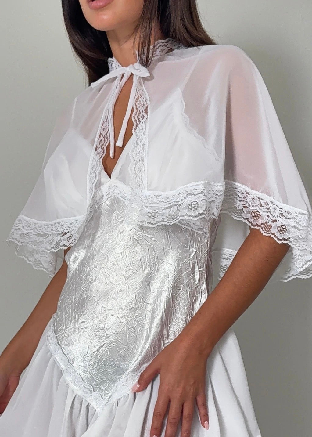 LA NUIT cape
