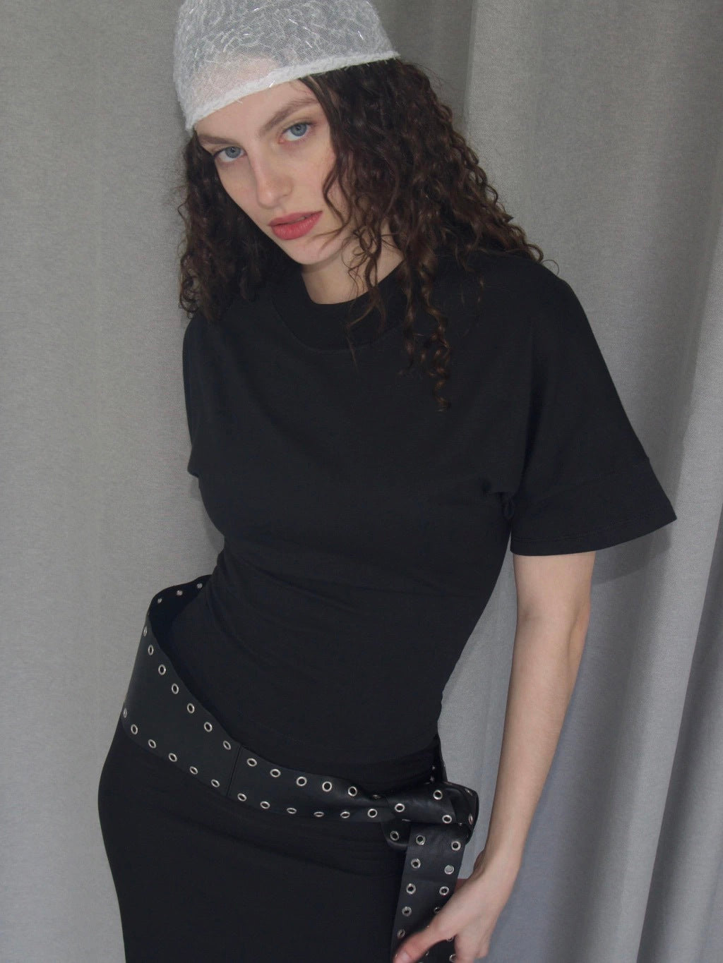 FITTED ZIP T-SHIRT - BLACK, WHITE