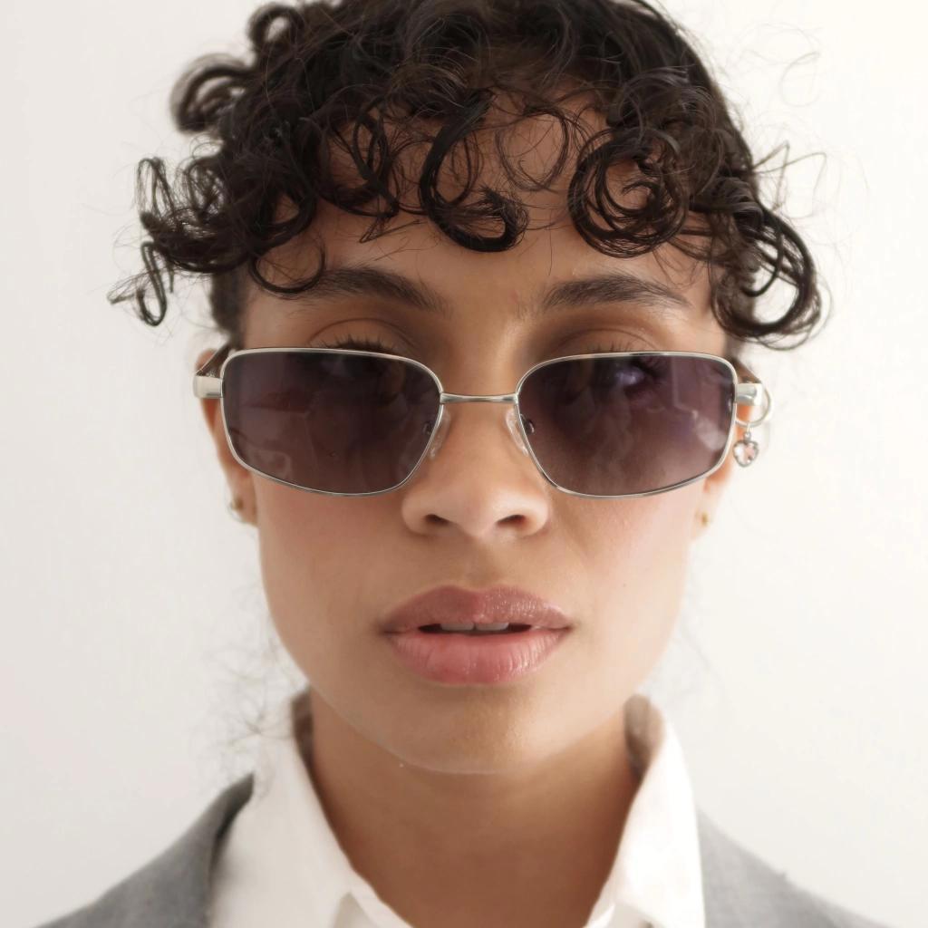 Venus 01 - sunnies