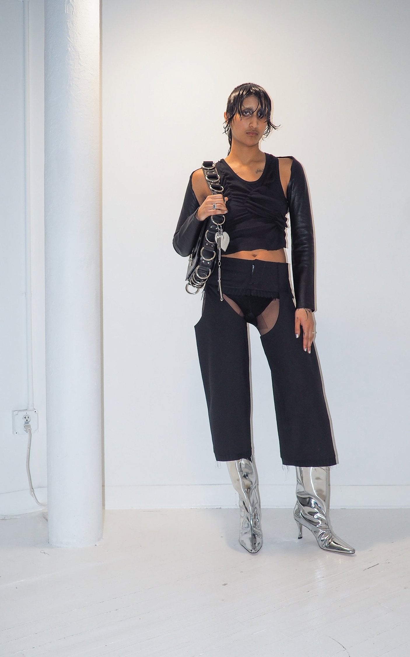 THE LEATHER D-RING BAG | BLACK