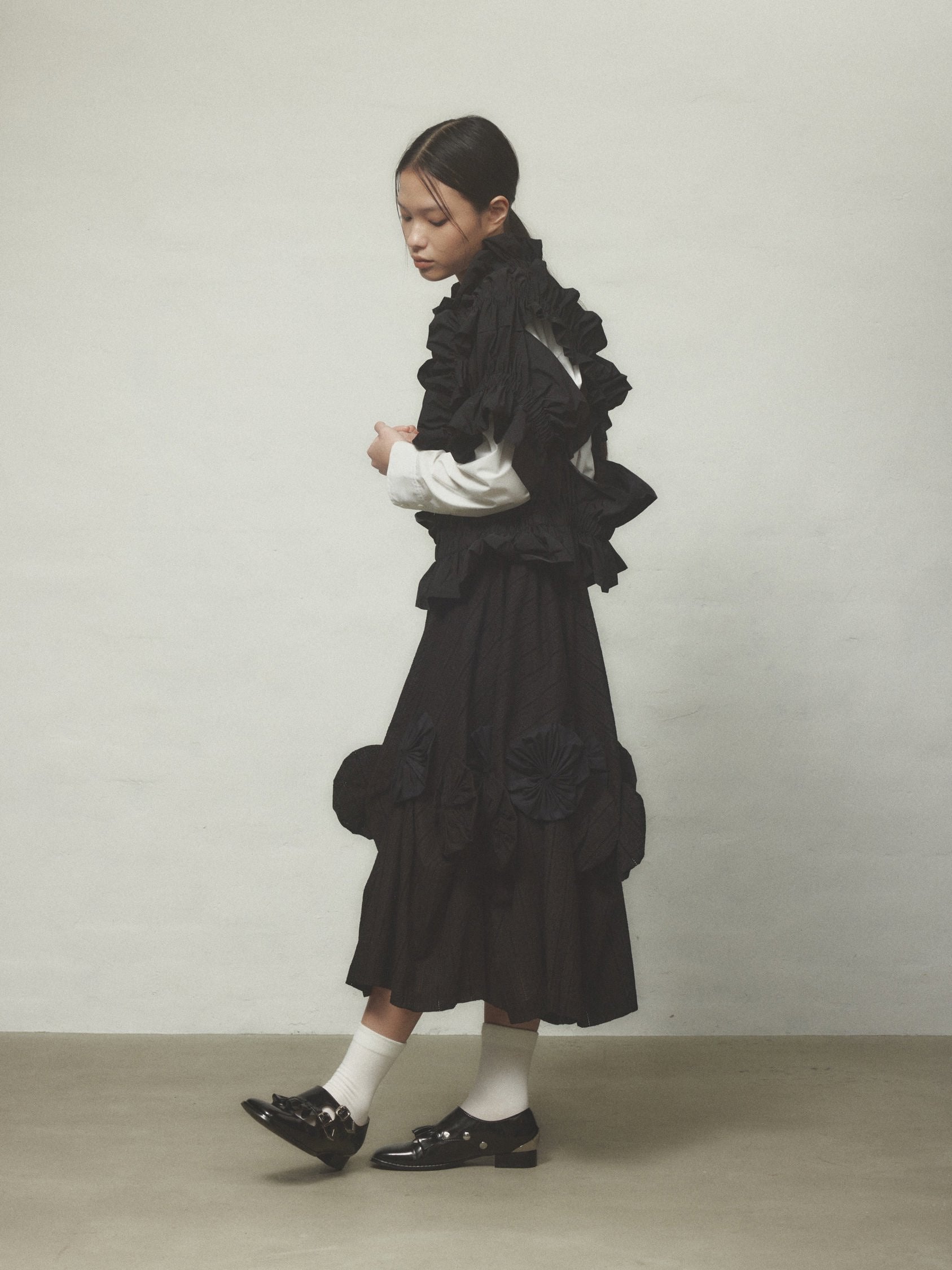 roots skirt