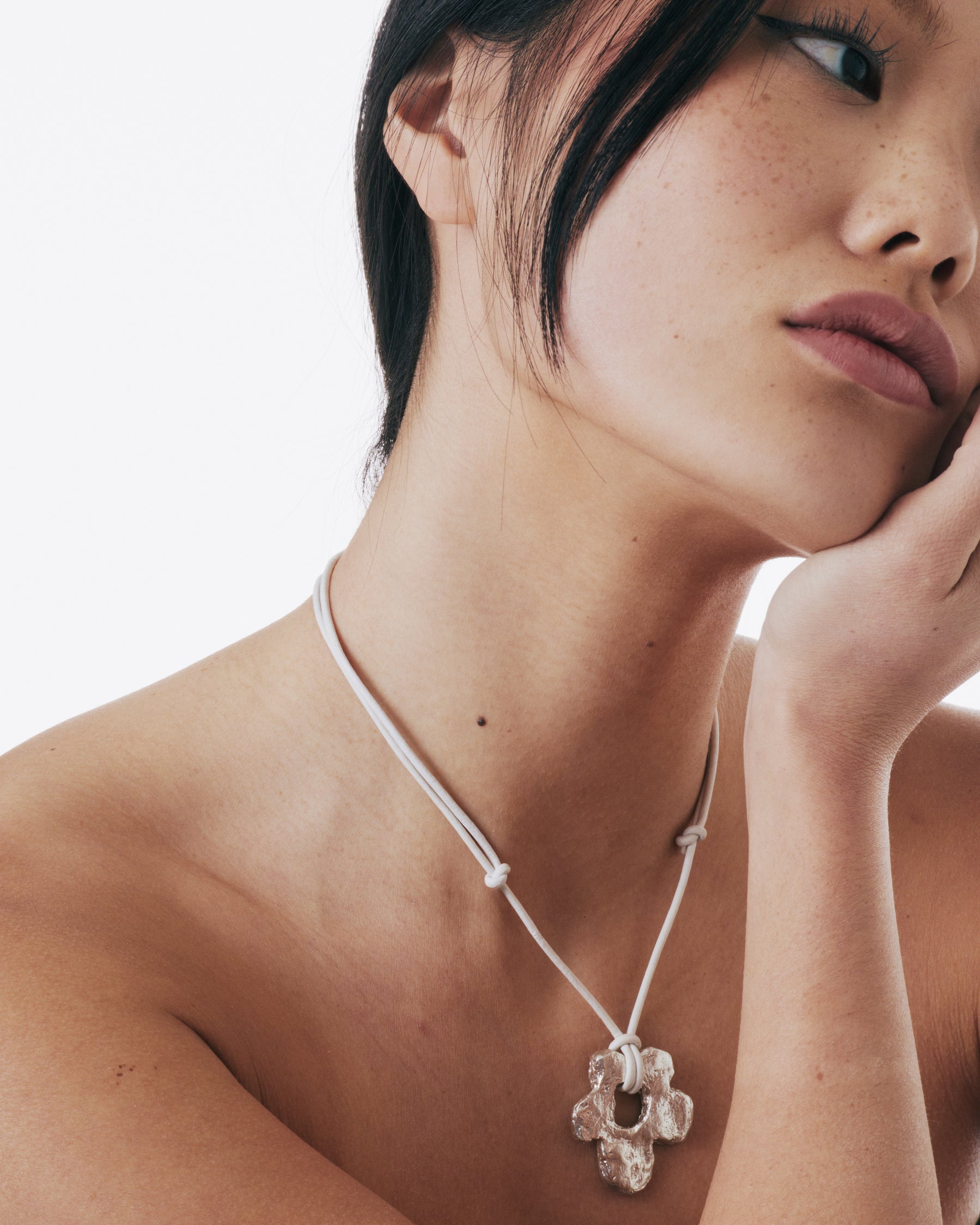 Necklace flower 007