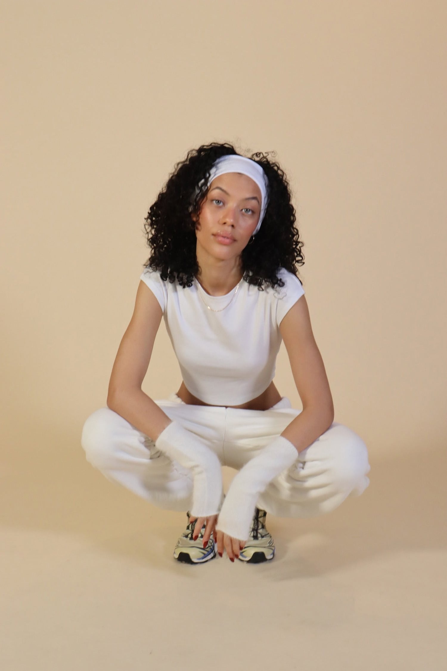 Haze Furry Fingerless Arm Warmer in White