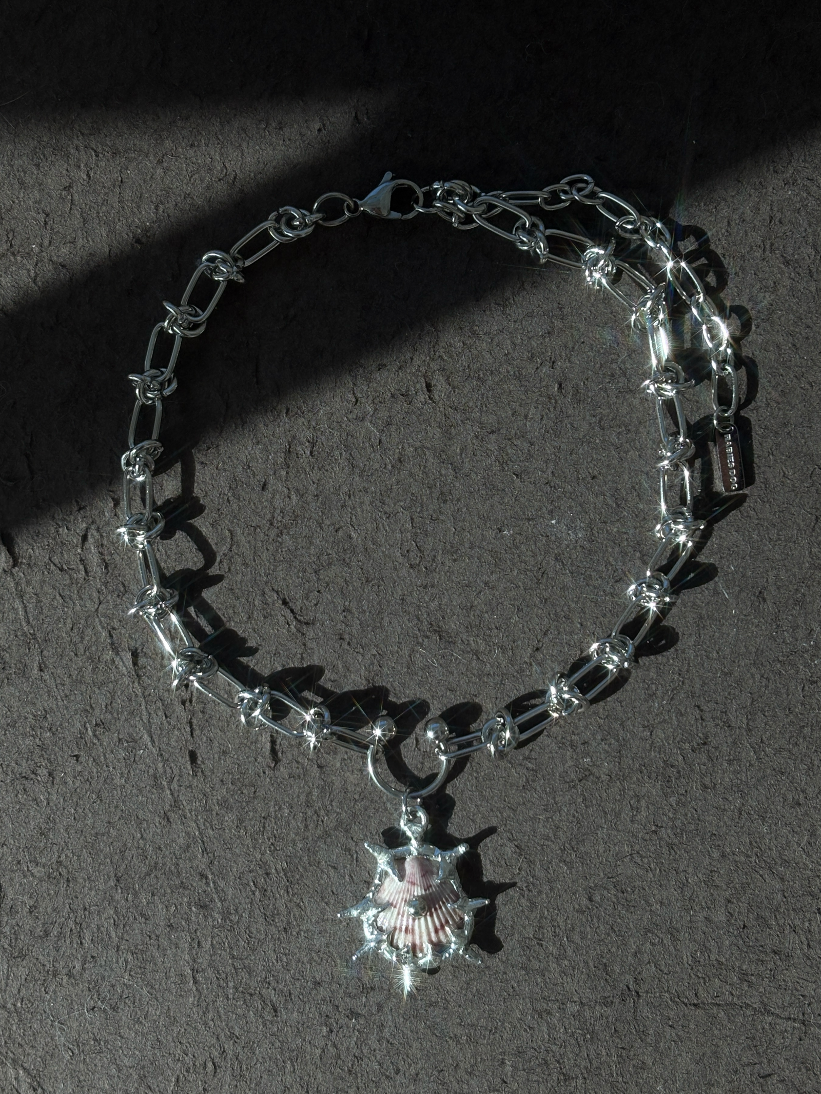Piercing Shell Necklace