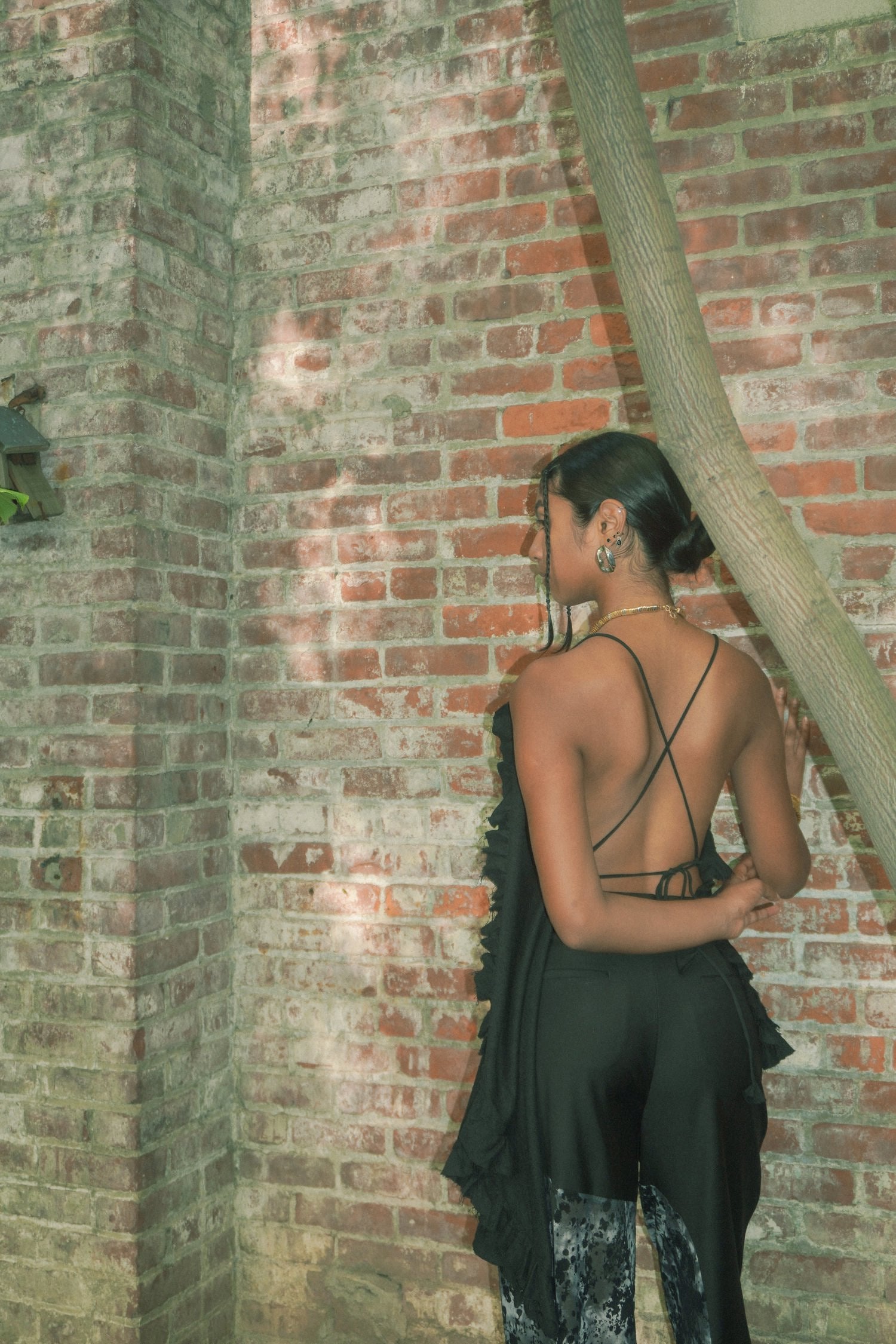 ASYMMETRICAL BOUCLE FLOWY RUFFLE TOP_ BLACK