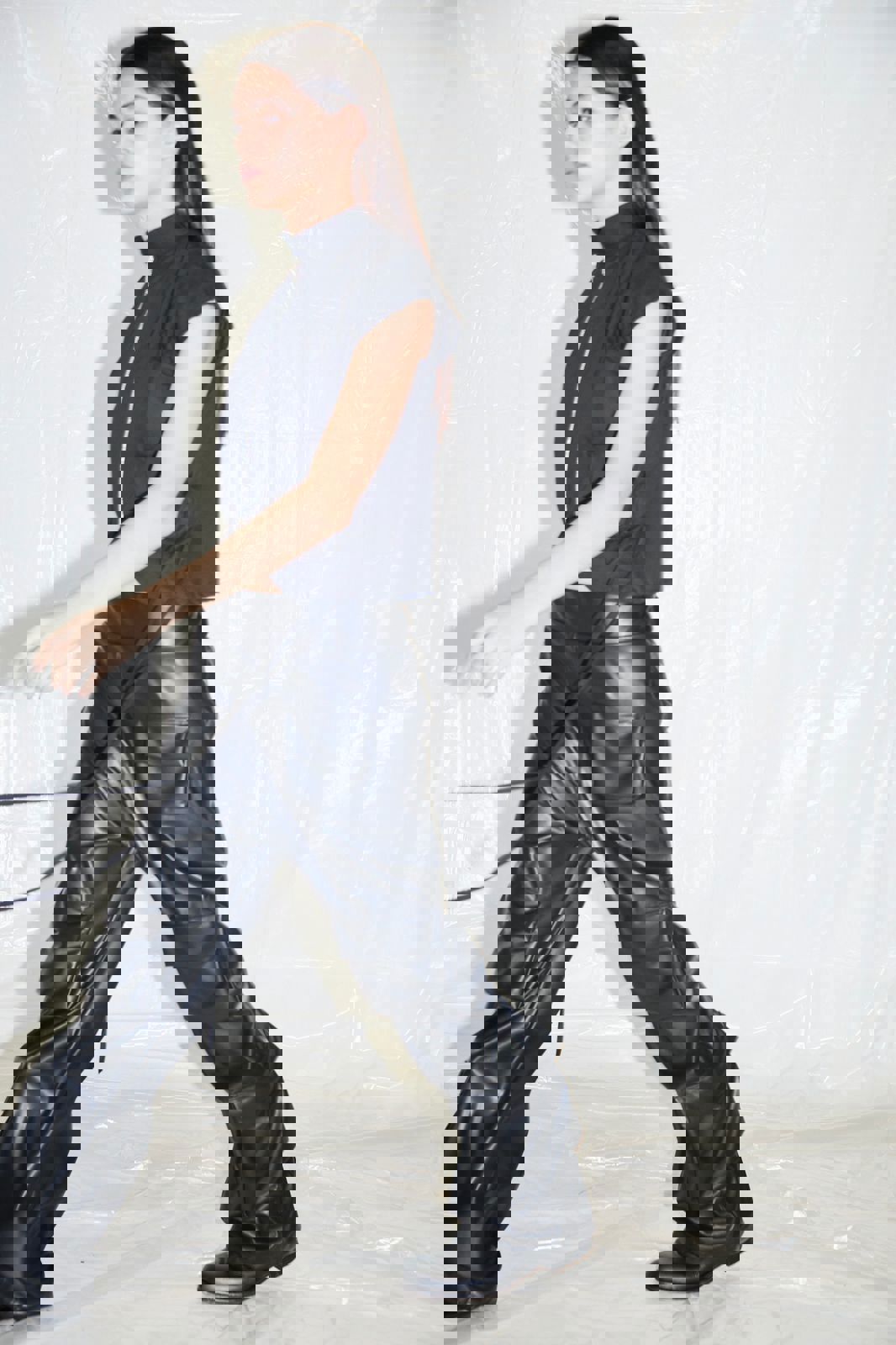 MULTI-POCKET ECO LEATHER PANT