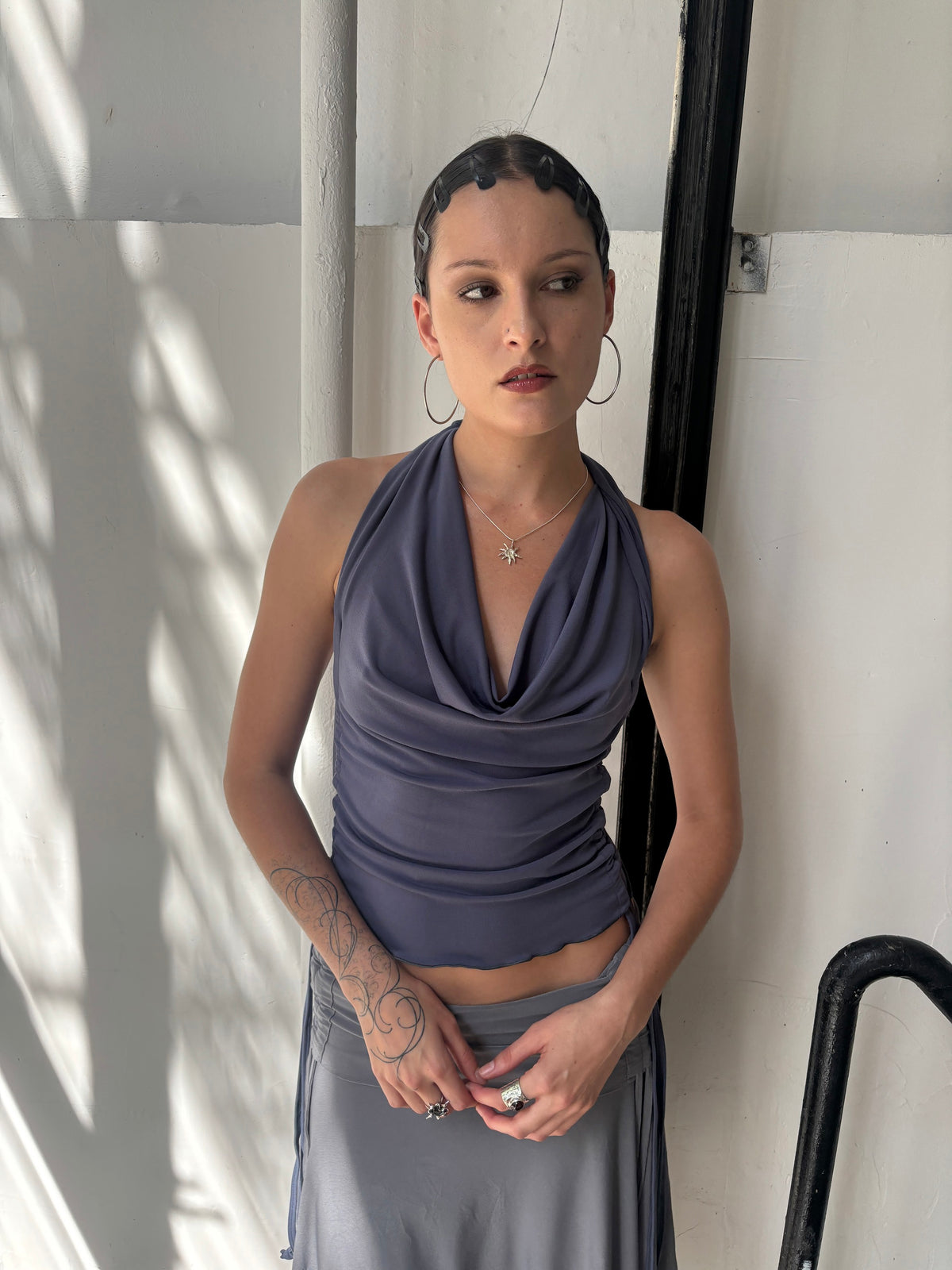 DARK GREY MULTIWAY TOP
