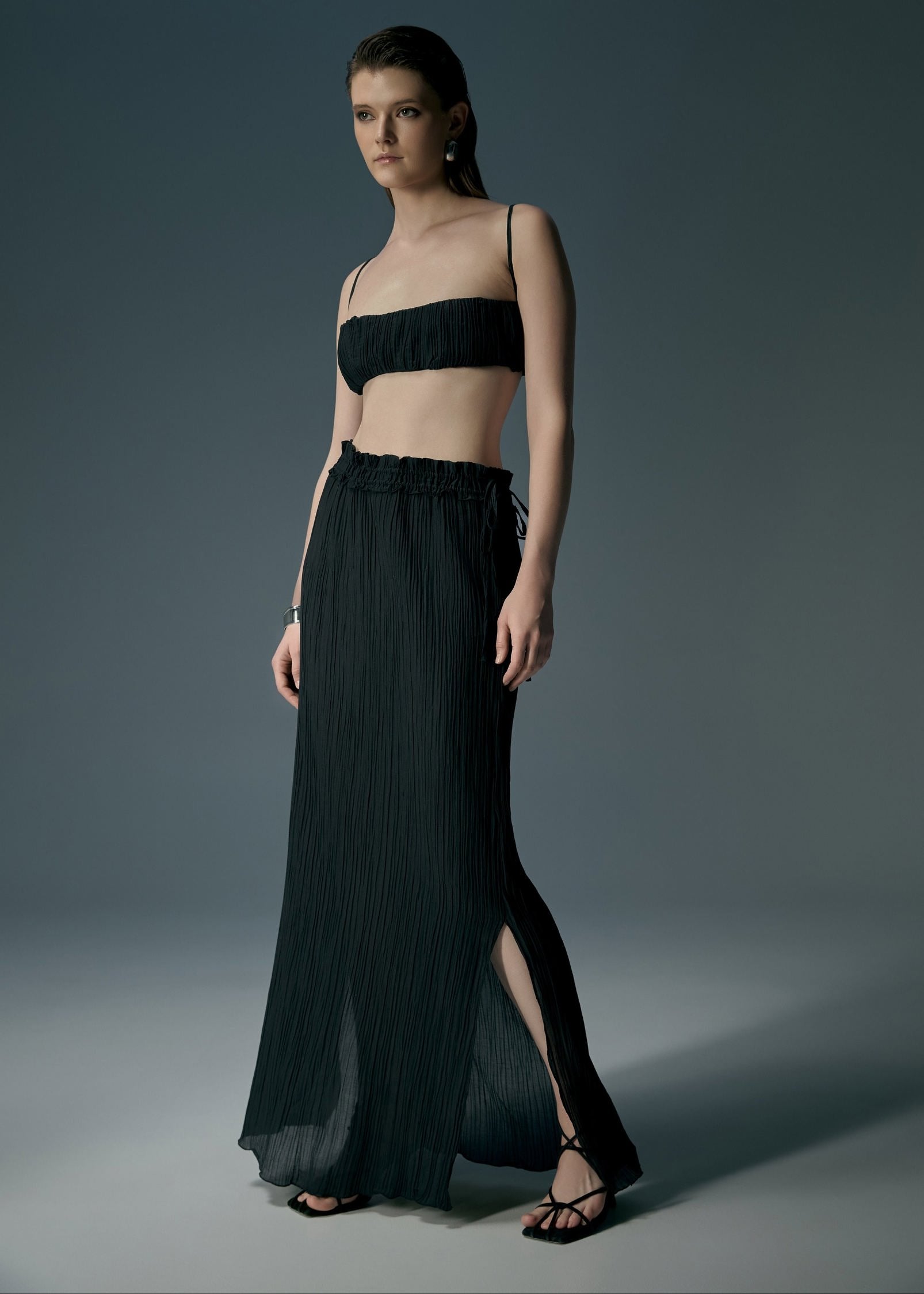 The Hamptons Skirt - Caviar