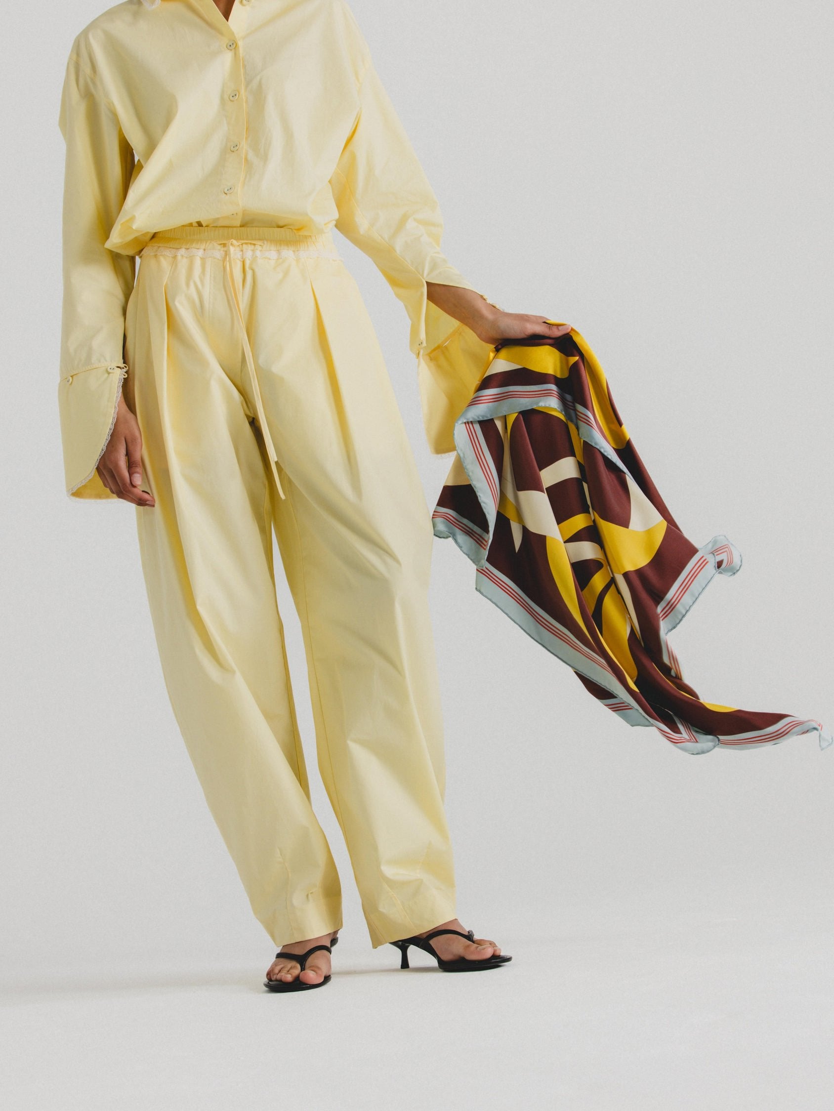 Silk Square Shawl 'Apeel'