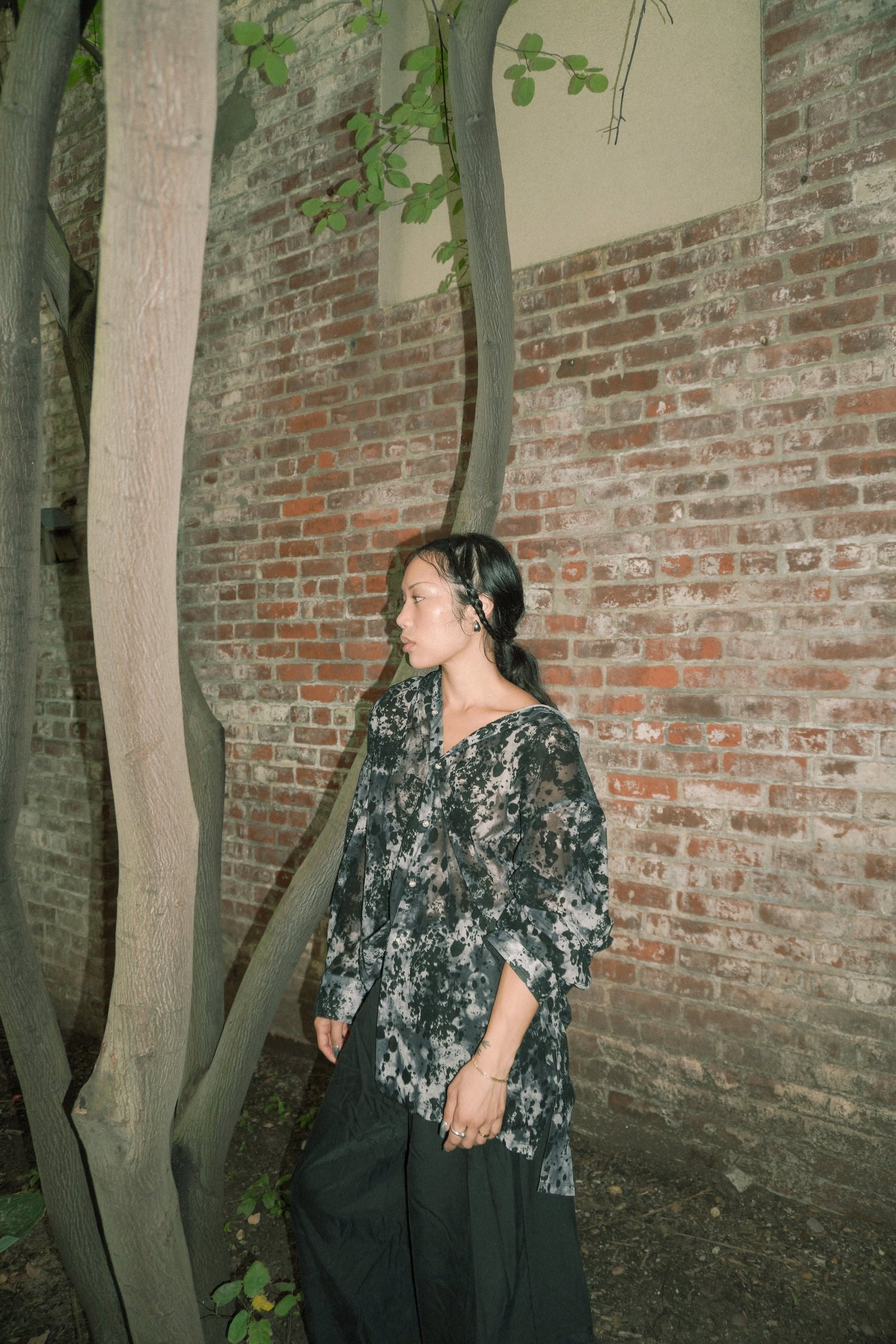 OPEN NECK MESH FLOCKING PRINT SHIRT